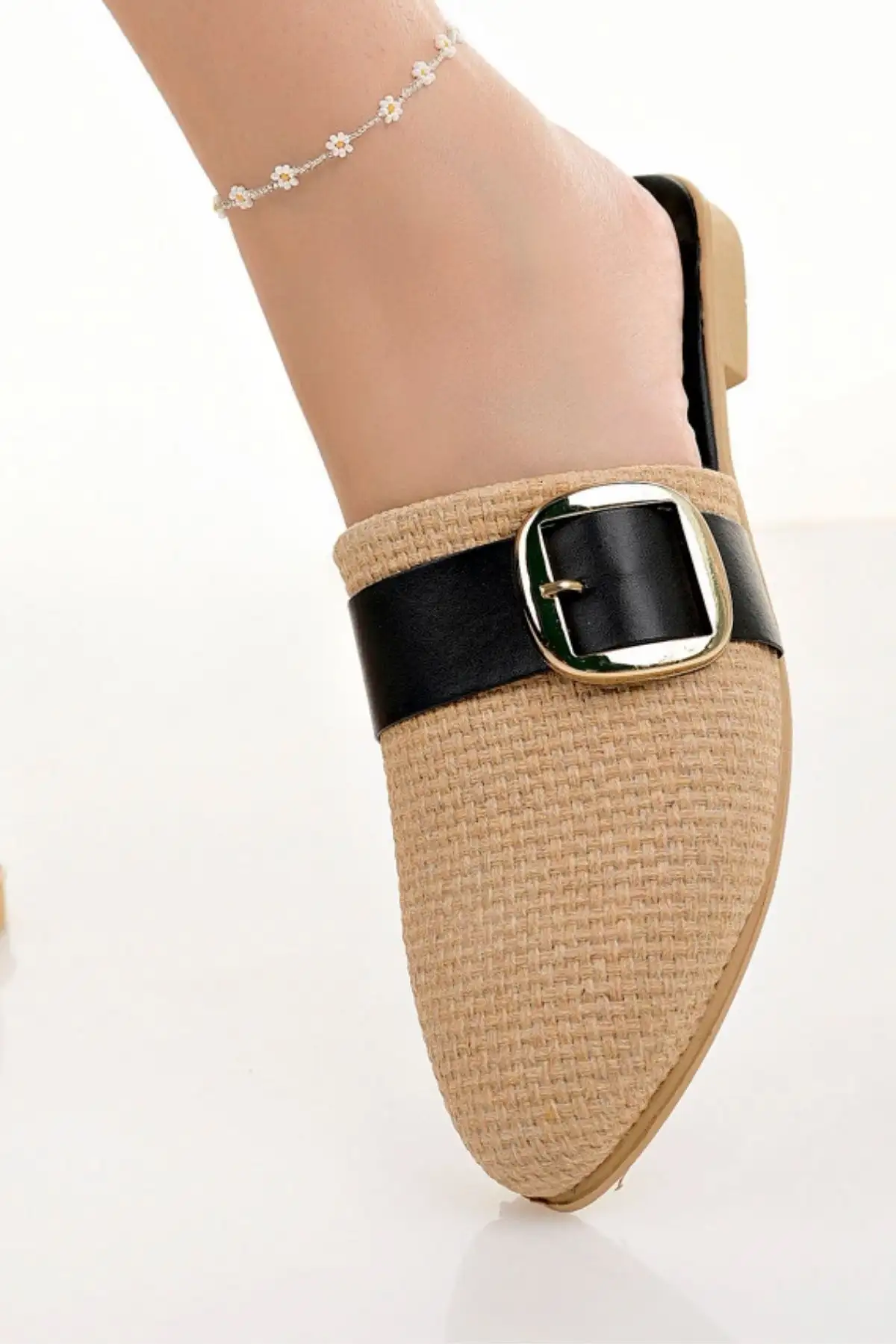 کفش اداری زنانه ترجمه فارسی محصول به شرح زیر است:"دمپایی روزمره  مشکی با جلوی بسته، بافت نی طبیعی، شیک، تابستانی، مناسب برای خانه، سواحل و تعطیلات، همچنین قابل استفاده در محیط کار." - 5730 کفش اداری زنانه ترجمه فارسی محصول به شرح زیر است: "دمپایی روزمره مشکی با جلوی بسته، بافت نی طبیعی، شیک، تابستانی، مناسب برای خانه، سواحل و تعطیلات، همچنین قابل استفاده در محیط کار." - 5730