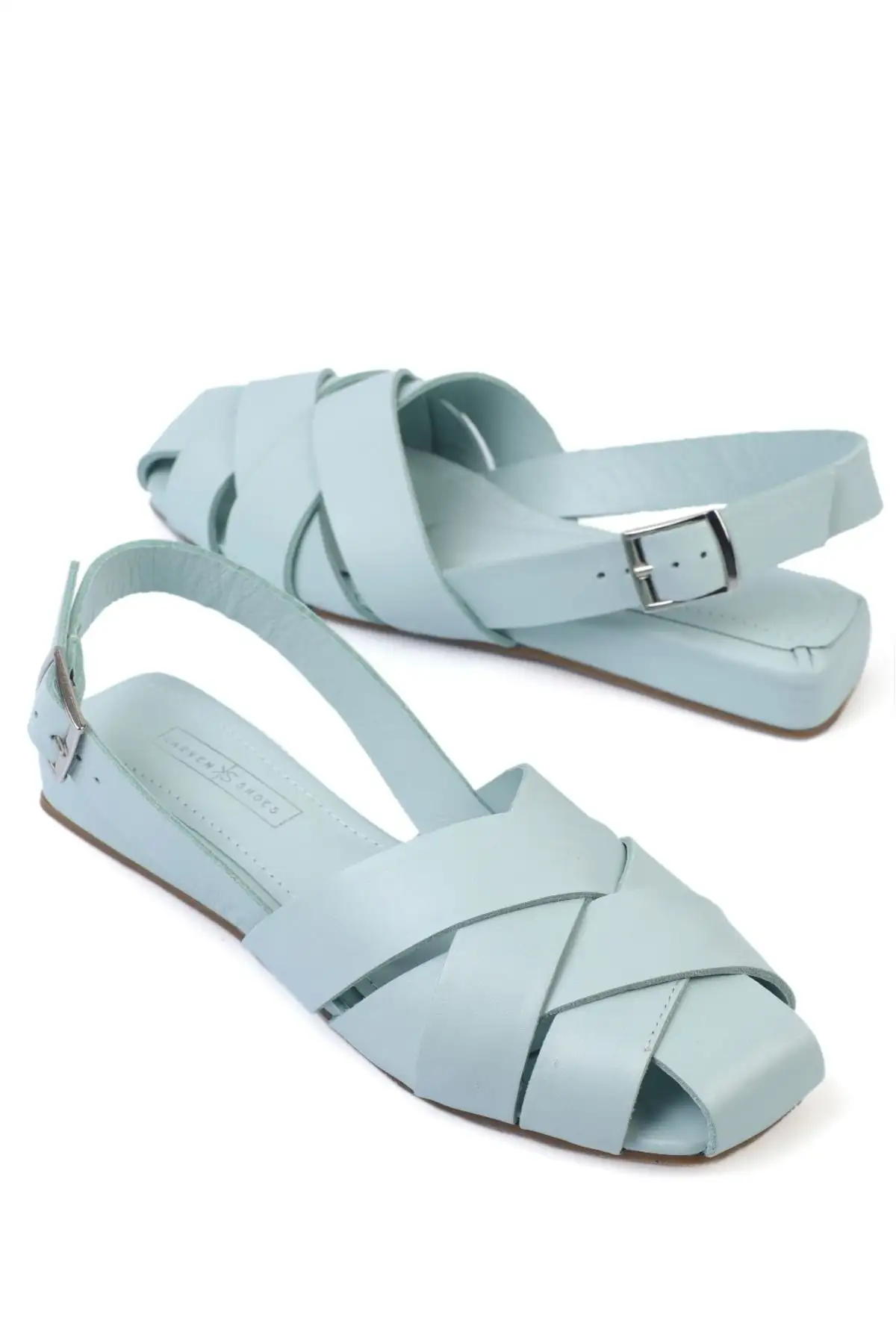 کفش صندل زنانه چرمی با کیفیت رنگ آبی-سبز 66 - 7057 کفش صندل زنانه چرمی با کیفیت رنگ آبی-سبز 66 - 7057