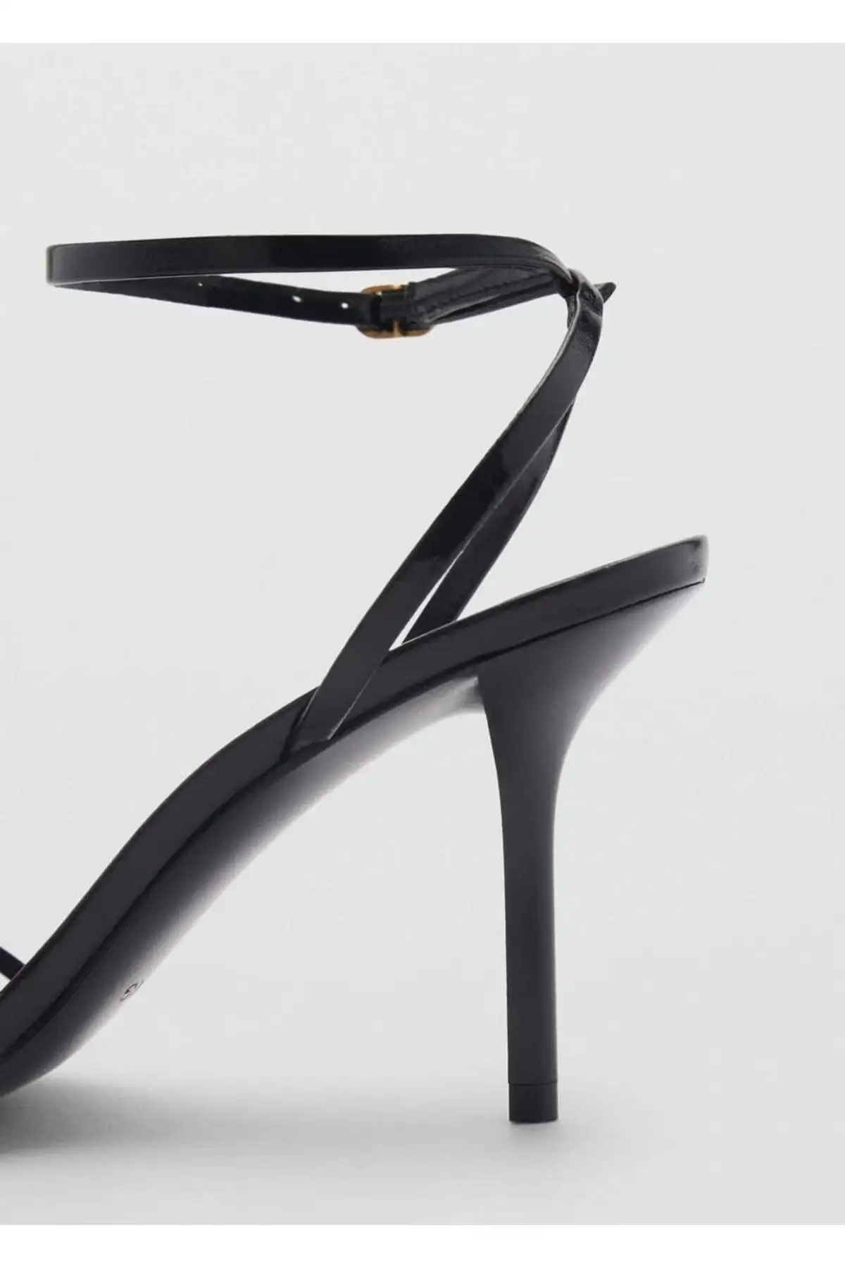 کفش صندل زنانه سندل پاشنهدار بنددار - 5969 کفش صندل زنانه سندل پاشنهدار بنددار - 5969