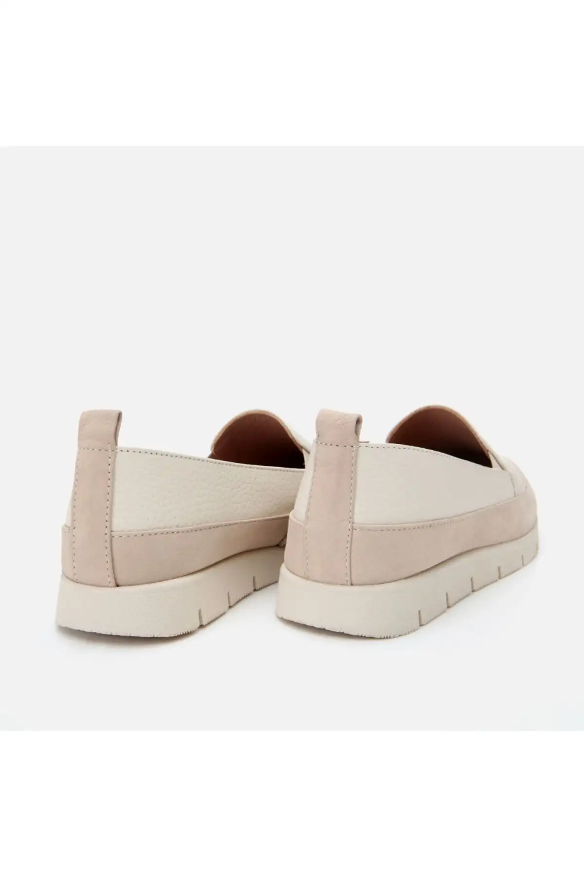 کفش اداری زنانه  راحتی  چرم طبیعی بژ - 6777 کفش اداری زنانه راحتی چرم طبیعی بژ - 6777