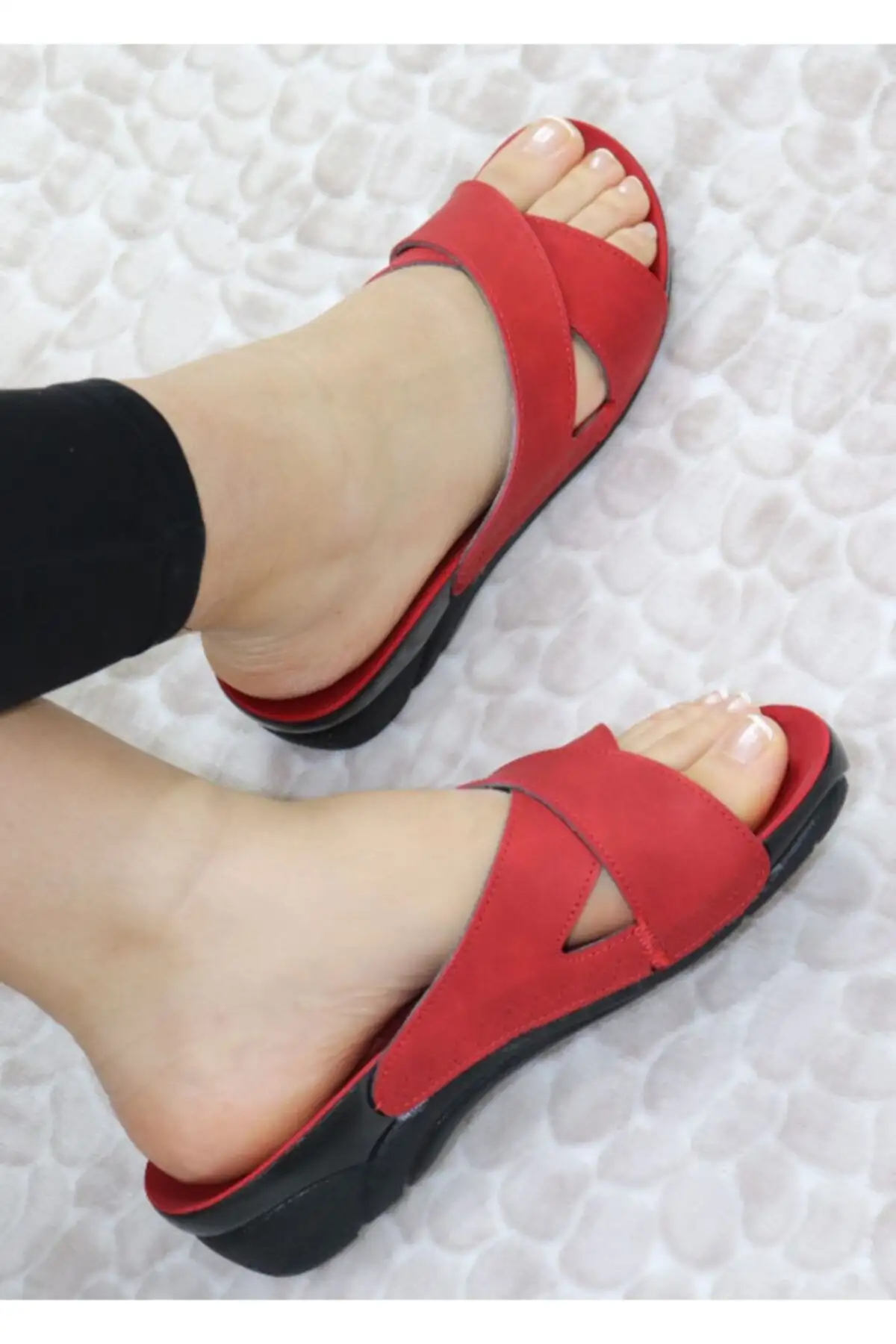 کفش راحتی خانه دمپایی طبی زنانه ونیزی قرمز/9 - 6429 کفش راحتی خانه دمپایی طبی زنانه ونیزی قرمز/9 - 6429