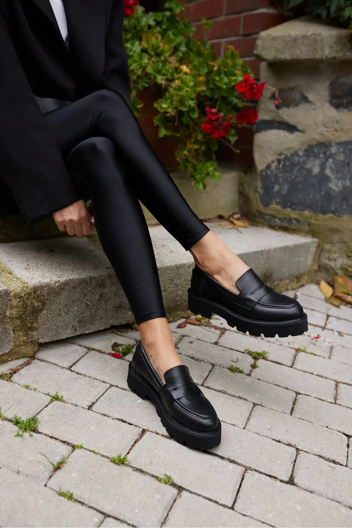 کفش اداری زنانه  لاافری مردانه آلبرتو کادین با زیره EVA و چرم واقعی سیاه - 6761 کفش اداری زنانه لاافری مردانه آلبرتو کادین با زیره EVA و چرم واقعی سیاه - 6761