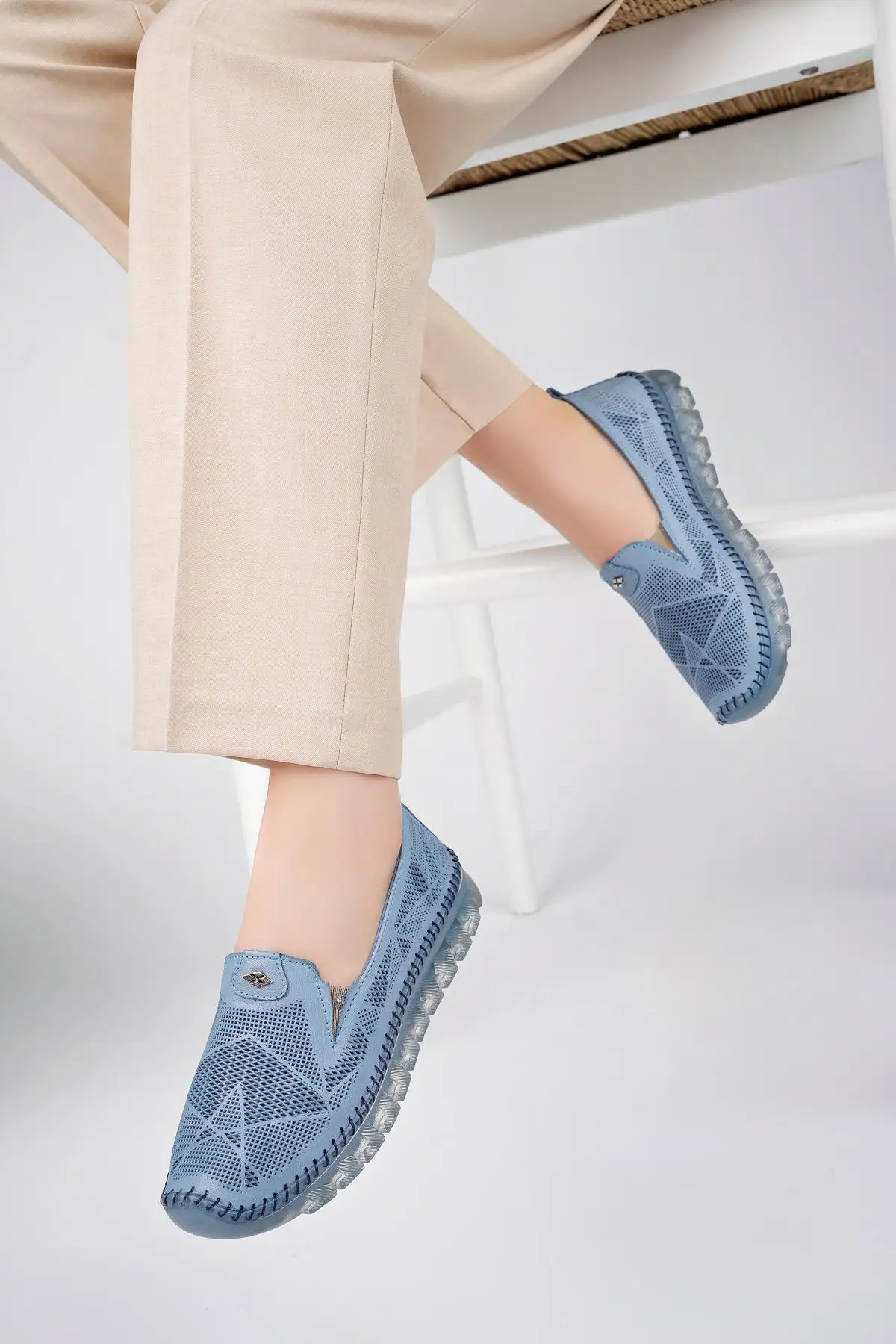 کفش ورزشی روزمره باله زنانه چرم طبیعی آجری آبی Dp75-0701 - 5541