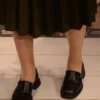 کفش مجلسی زنانه آکسفورد مدل لاوفر با نوک گرد از چرم مشکی کادین - 6217