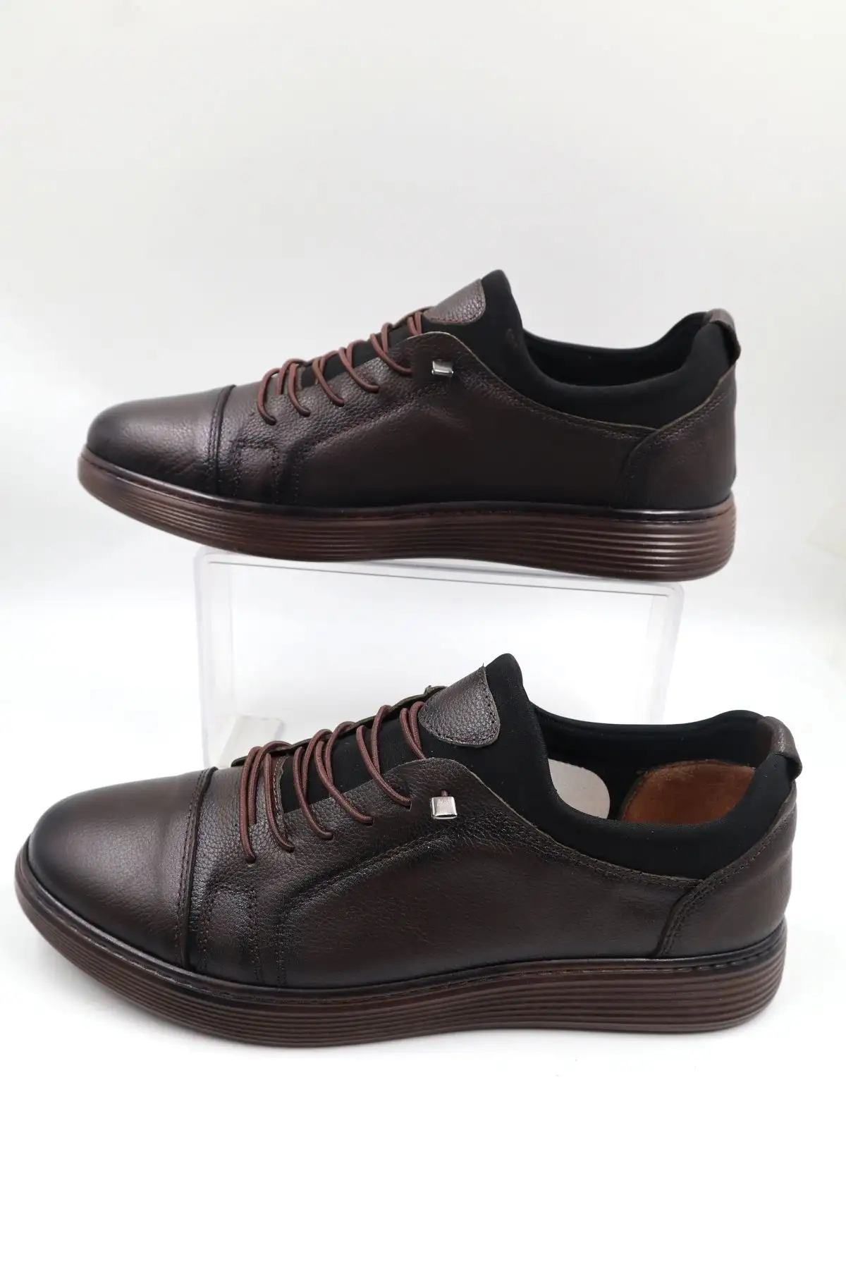 کفش روزمره مردانه    داخلی و خارجی از چرم نوبوک و جیر، فوقالعاده راحت و تماماً ارگونومیک - 6490 کفش روزمره مردانه داخلی و خارجی از چرم نوبوک و جیر، فوقالعاده راحت و تماماً ارگونومیک - 6490