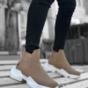 بوت مردانه کفش نیم‌ اسپرت یراق‌دار راحت با کفی بلند و رنگ بژ - 6159