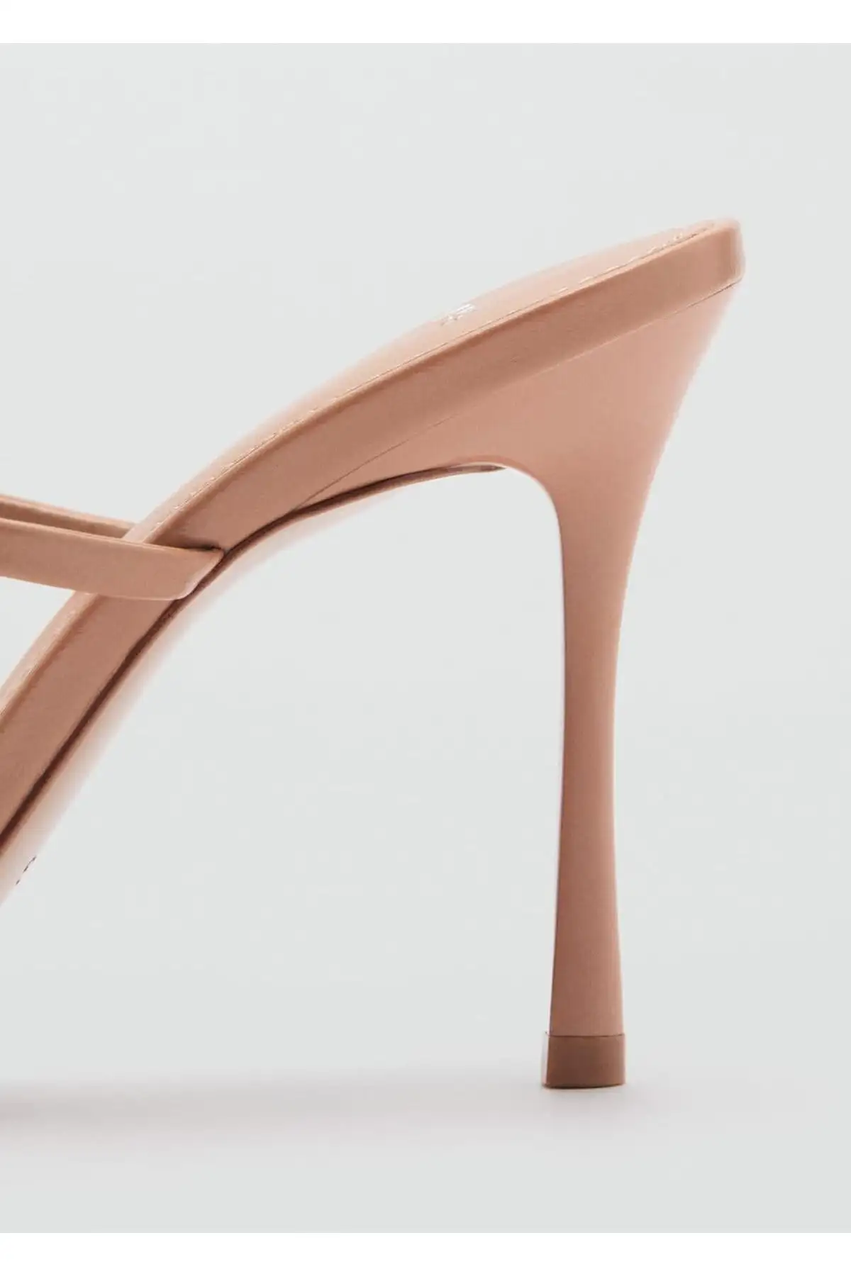 کفش صندل زنانه سندل پاشنهدار با بند و جزئیات گرهدار - 5966 کفش صندل زنانه سندل پاشنهدار با بند و جزئیات گرهدار - 5966