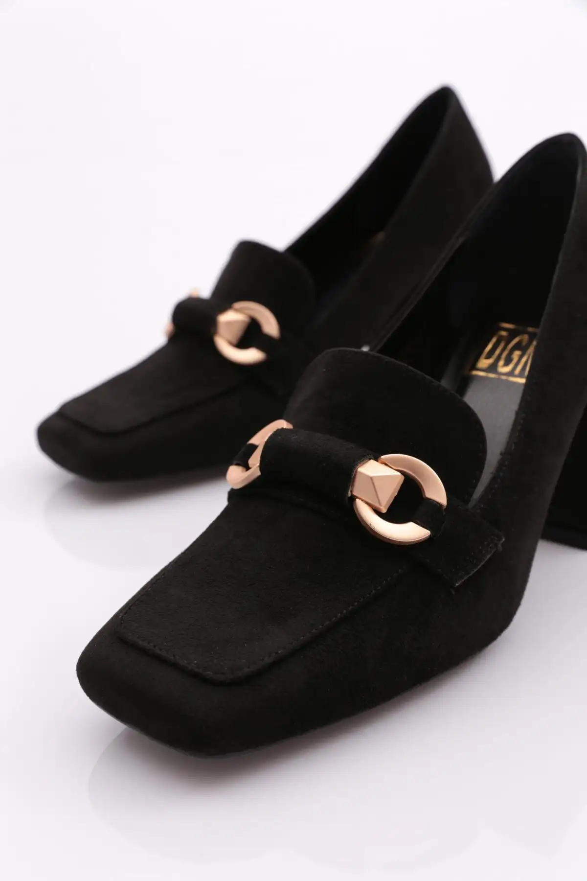 کفش پاشنه بلند زنانه    مشکی جیر با بند 15122859 - 6821 کفش پاشنه بلند زنانه مشکی جیر با بند 15122859 - 6821