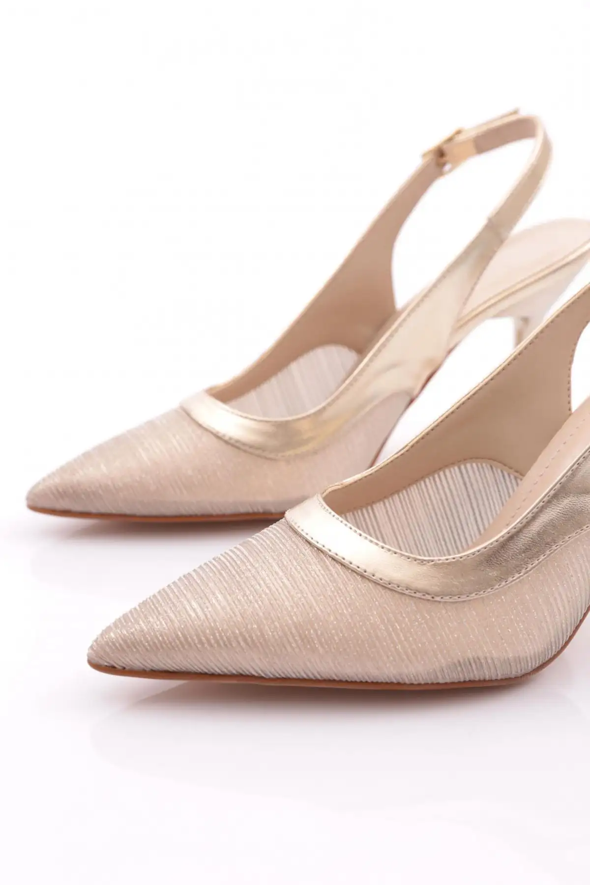 کفش پاشنه بلند زنانه پاشنه ۲۱۴۲۳۵۳۴ - 6805 کفش پاشنه بلند زنانه پاشنه ۲۱۴۲۳۵۳۴ - 6805