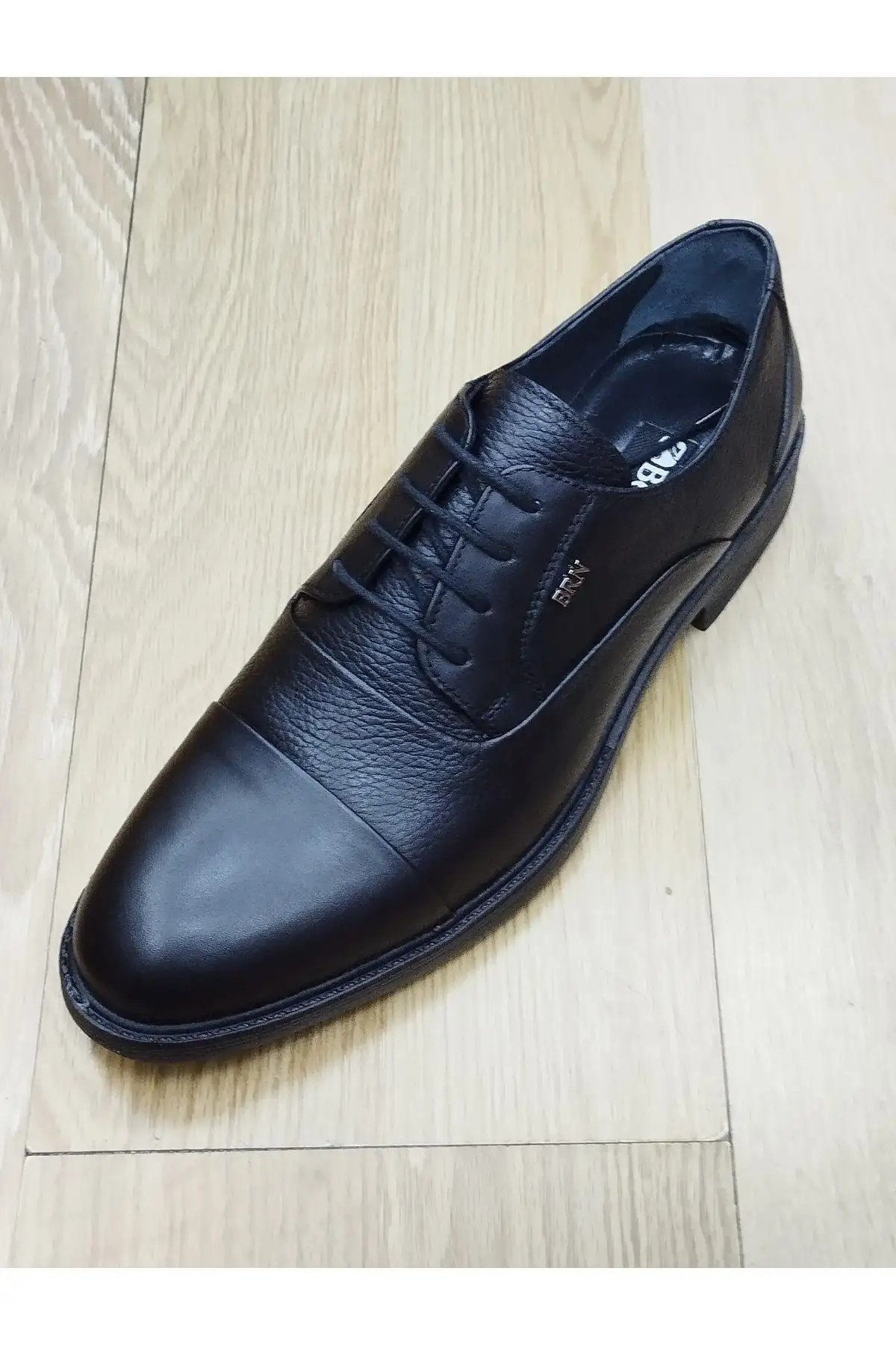 کفش رسمی مردانه  زمستانی  برنی مدل M574، از چرم طبیعی با زیره لاستیکی و بنددار - 6008 کفش رسمی مردانه زمستانی برنی مدل M574، از چرم طبیعی با زیره لاستیکی و بنددار - 6008