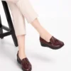 کفش اداری زنانه روزمره با کفی آناتومیک و پاشنه تخت از چرم طبیعی مدل Pyt.6204 - رنگ شرابی - سایز 39 - 6241