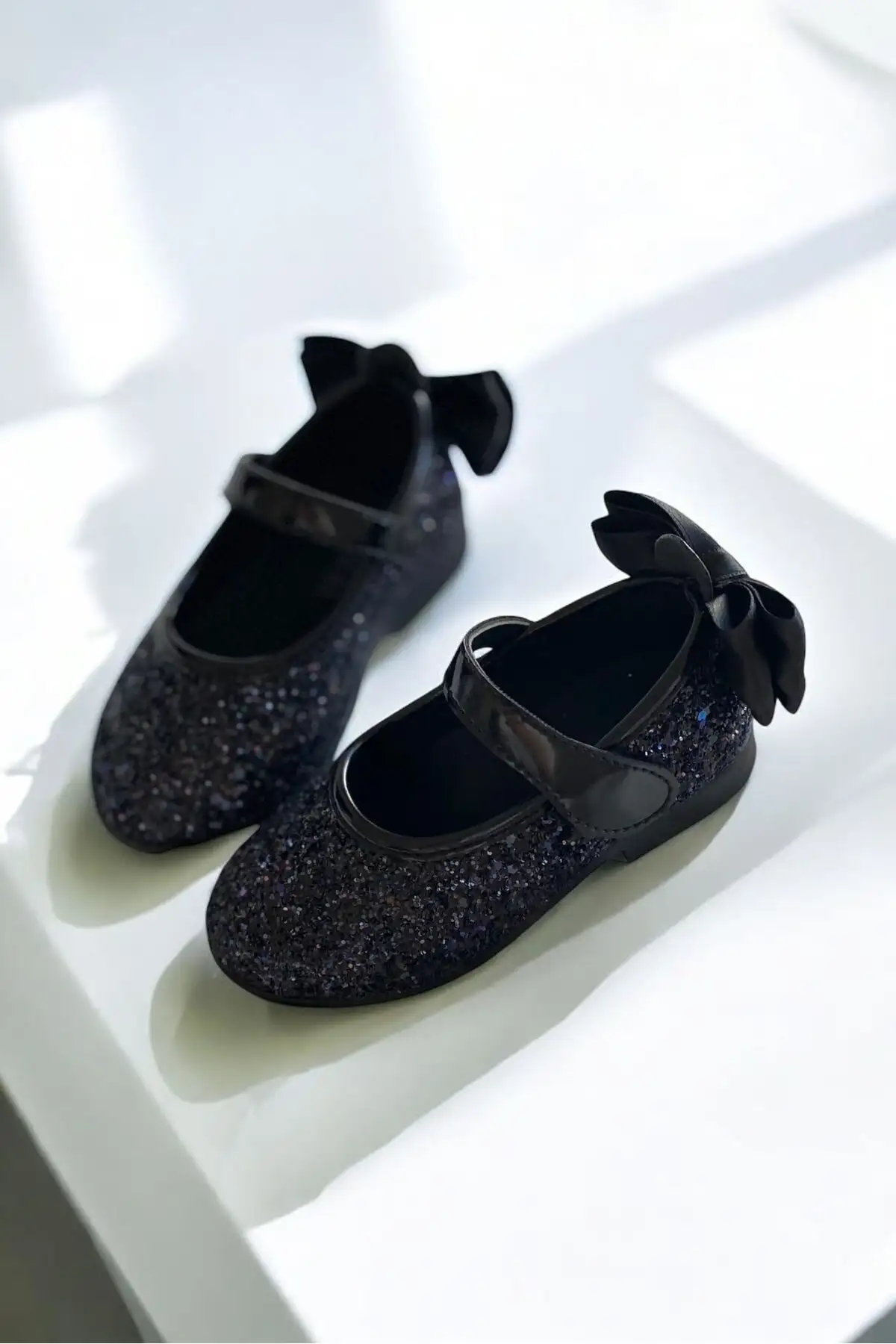 کفش دخترانه  باله  بنددار - 5849 کفش دخترانه باله بنددار - 5849