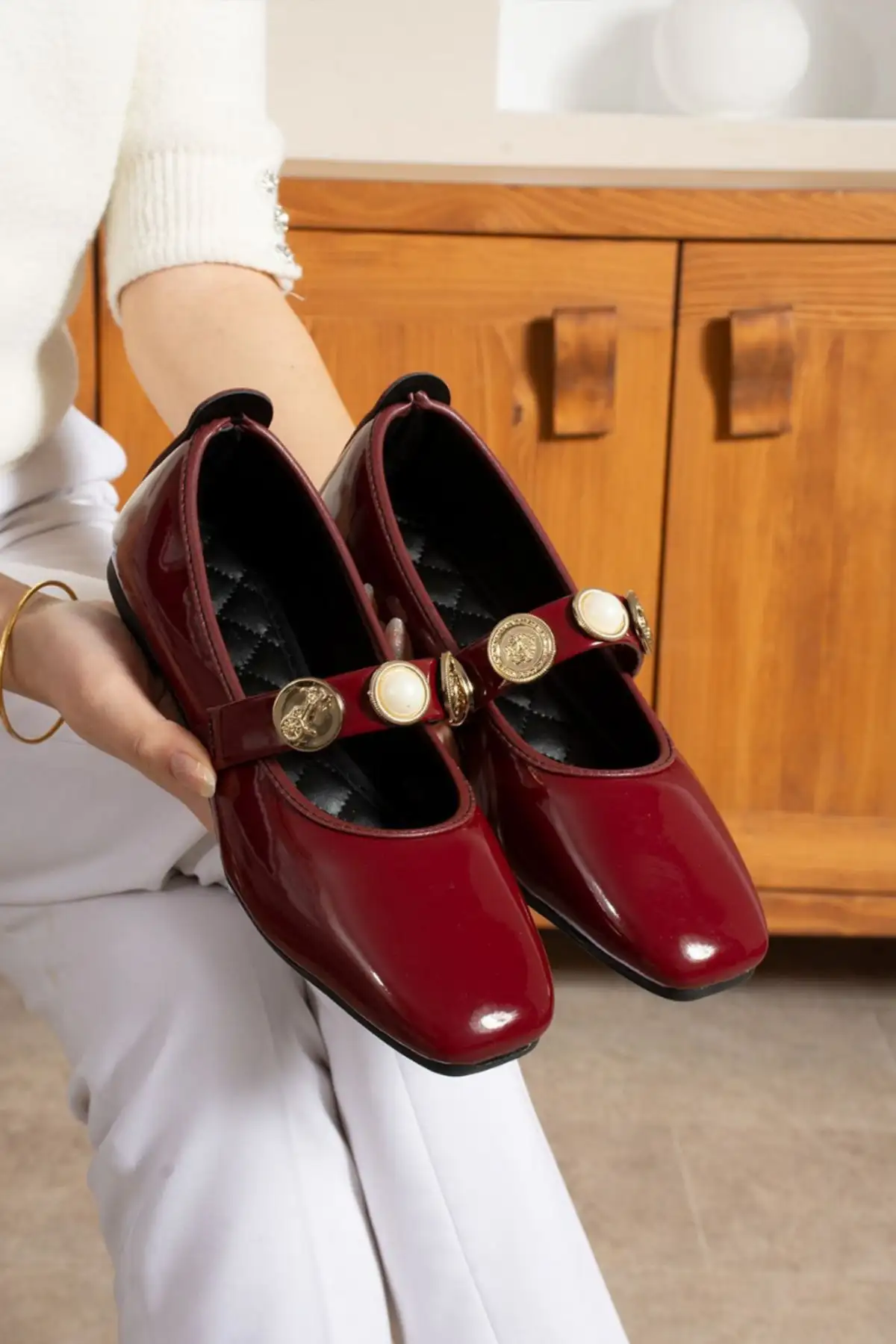 کفش اداری زنانه مدل ستاره لوازم جانبی  روزمره  باردو بالشتک   STC1081 - 5718 کفش اداری زنانه مدل ستاره لوازم جانبی روزمره باردو بالشتک STC1081 - 5718