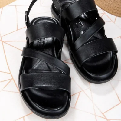 کفش سایز بزرگ مردانه 1. صندل چرم طبیعی روما 2. صندل چرم طبیعی 3. صندل با کفی ارتوپدیک 4. صندل سبک وزن - 5676