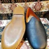 کفش رسمی مردانه یمنی (چاریق) مدل صاف، یمنی چرمی، رنگ مشکی. - 5988