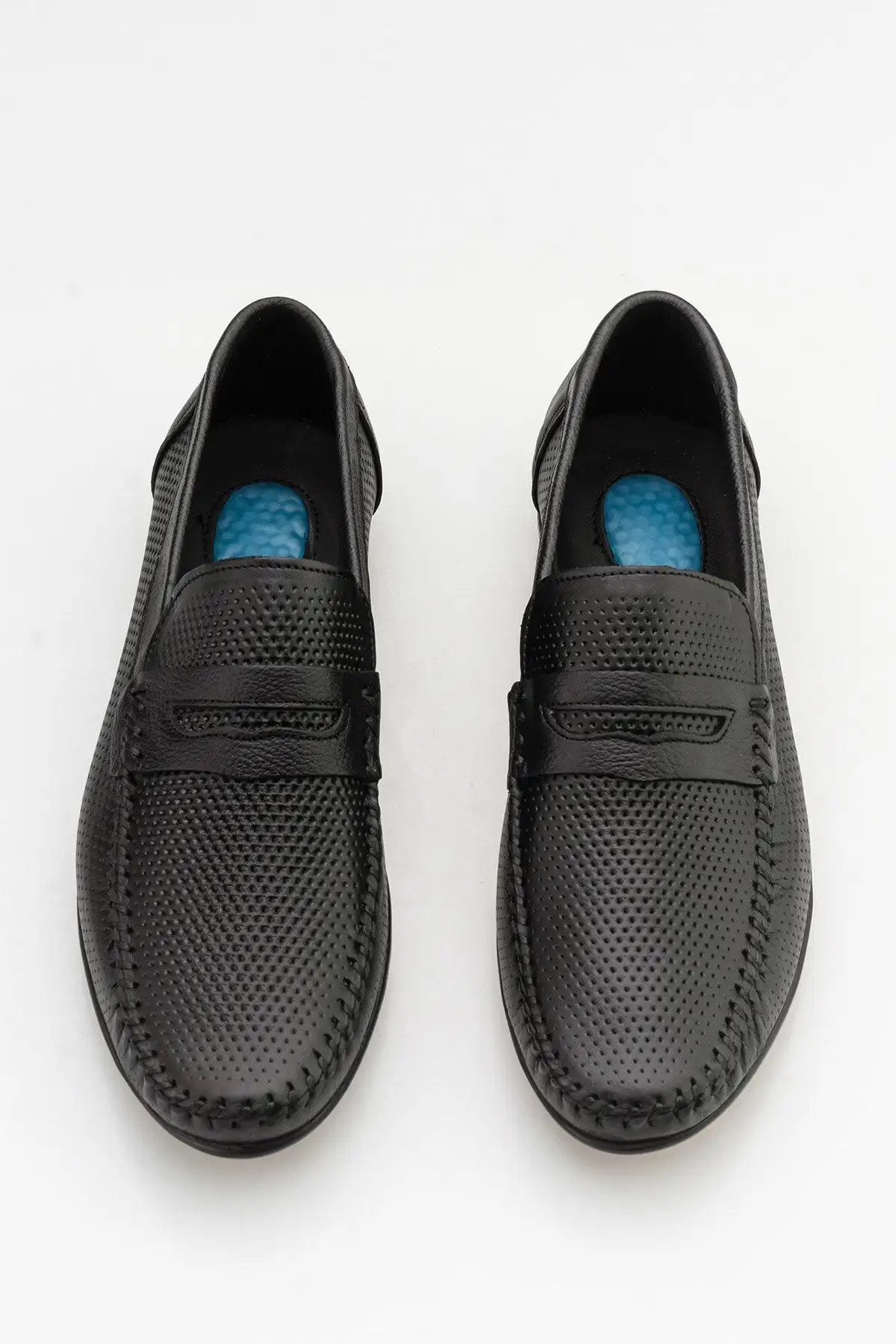 کفش روزمره مردانه  لوفر  چرم طبیعی جلی سیاه رنگ راحت  - 7040 کفش روزمره مردانه لوفر چرم طبیعی جلی سیاه رنگ راحت - 7040