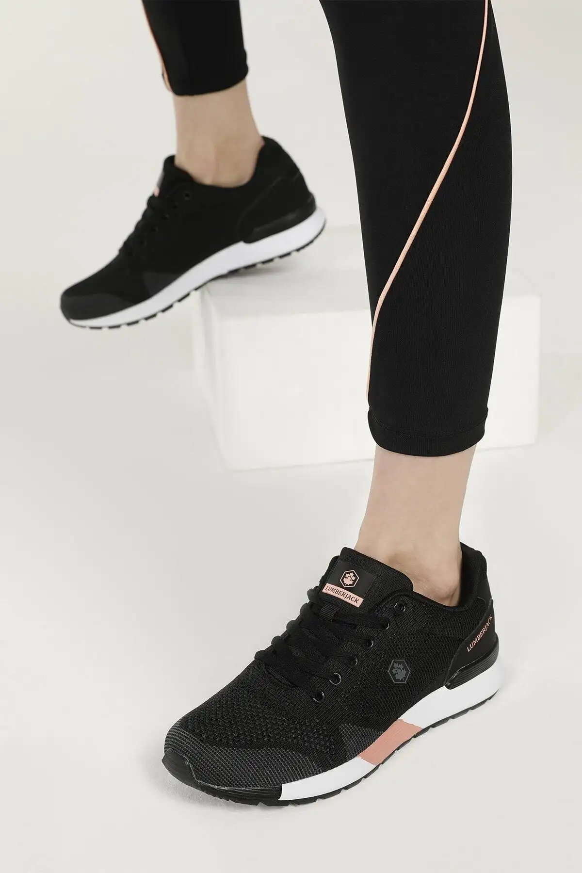 کفش دویدن (رانینگ) زنانه وندور مدل 2fx - 6986