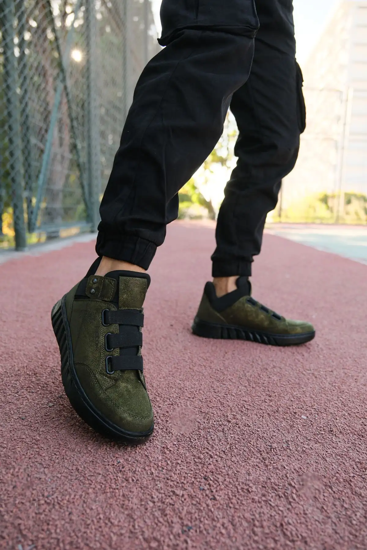 بوت مردانه کفش کتانی غیررسمی هاگی یونیسکس 0012383 - 5605 بوت مردانه کفش کتانی غیررسمی هاگی یونیسکس 0012383 - 5605