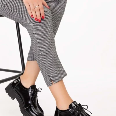 کفش اداری زنانه آکسفورد سبک با زیره ضخیم از چرم طبیعی مدل 2420 رنگ مشکی لاکی - 6773