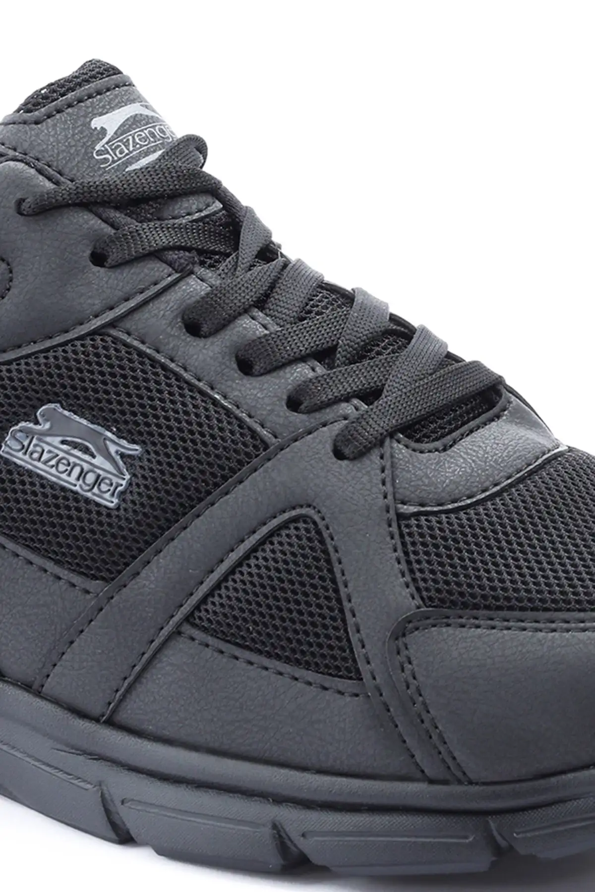 کفش سایز بزرگ مردانه  ورزشی    پِرا رنگ سیاه / سیاه - 6198 کفش سایز بزرگ مردانه ورزشی پِرا رنگ سیاه / سیاه - 6198