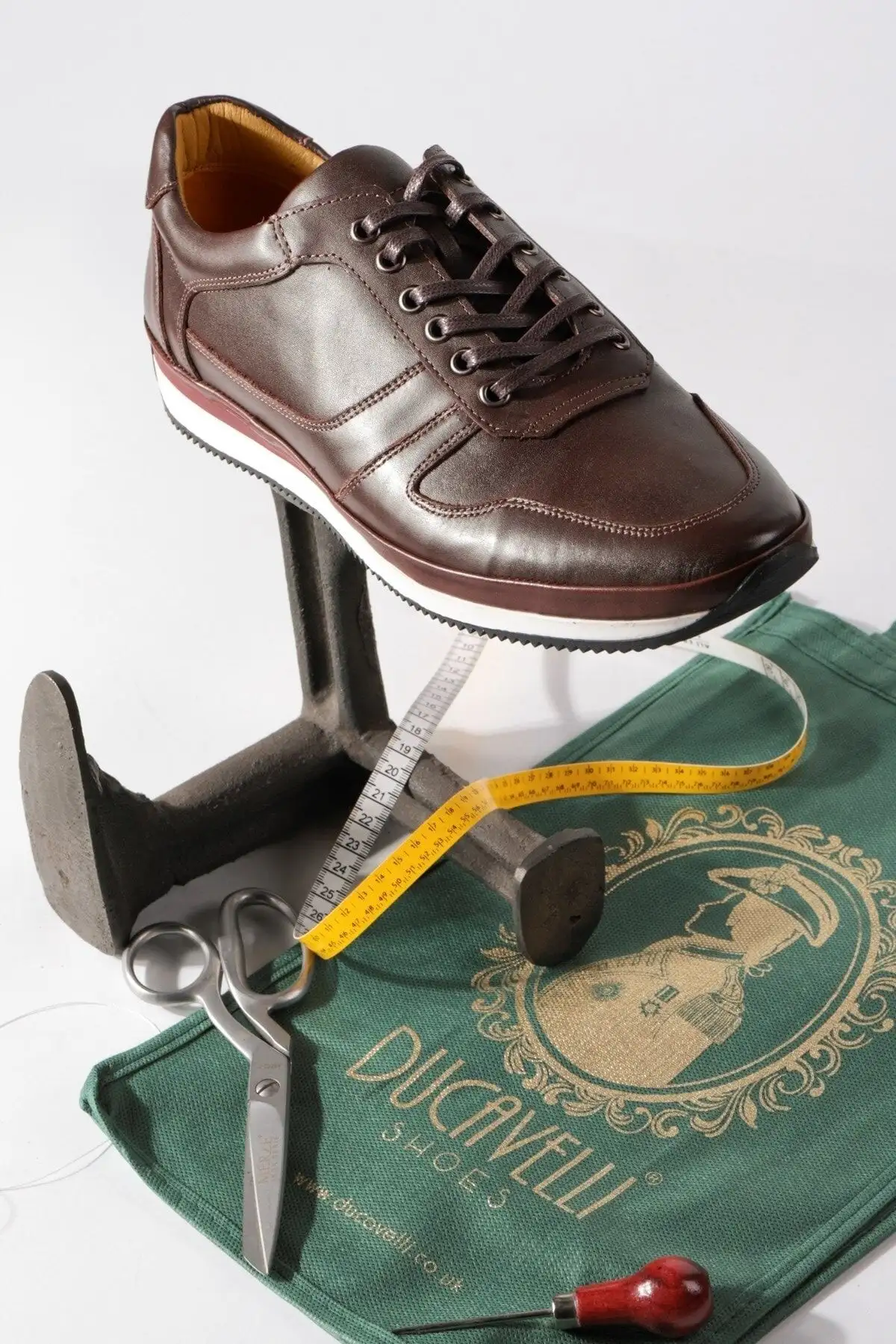 کفش سایز بزرگ مردانه حتی   روزمره چرم اصل،  کژوال،  ۱۰۰% چرم،  چهار فصل - 5677 کفش سایز بزرگ مردانه حتی روزمره چرم اصل، کژوال، ۱۰۰% چرم، چهار فصل - 5677