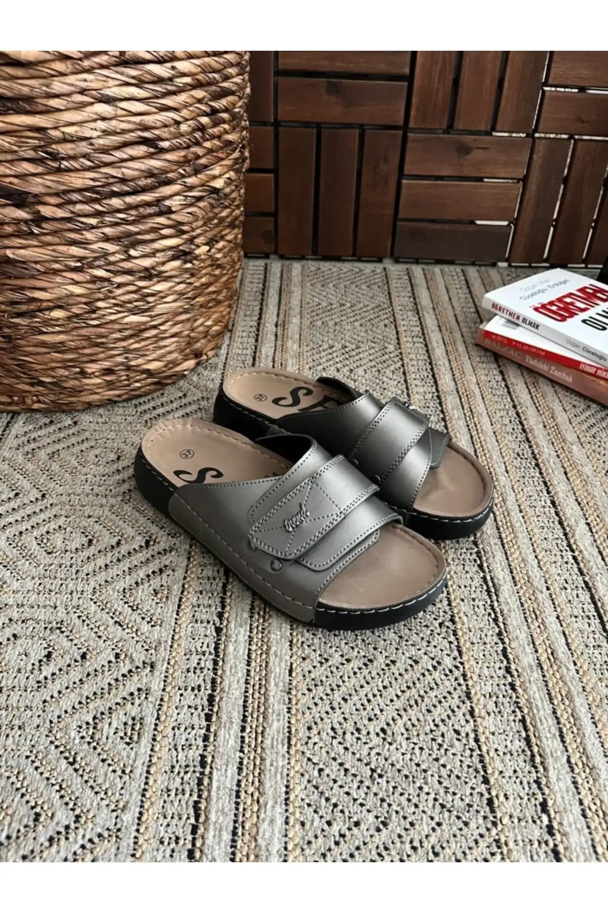 کفش راحتی خانه پاپوش روزمره پزشکی با زیره راحت آناتومیک و ارگونومیک برای استفاده عمومی و متناسب برای هر دو جنس،   چسبی. - 7002 کفش راحتی خانه پاپوش روزمره پزشکی با زیره راحت آناتومیک و ارگونومیک برای استفاده عمومی و متناسب برای هر دو جنس، چسبی. - 7002