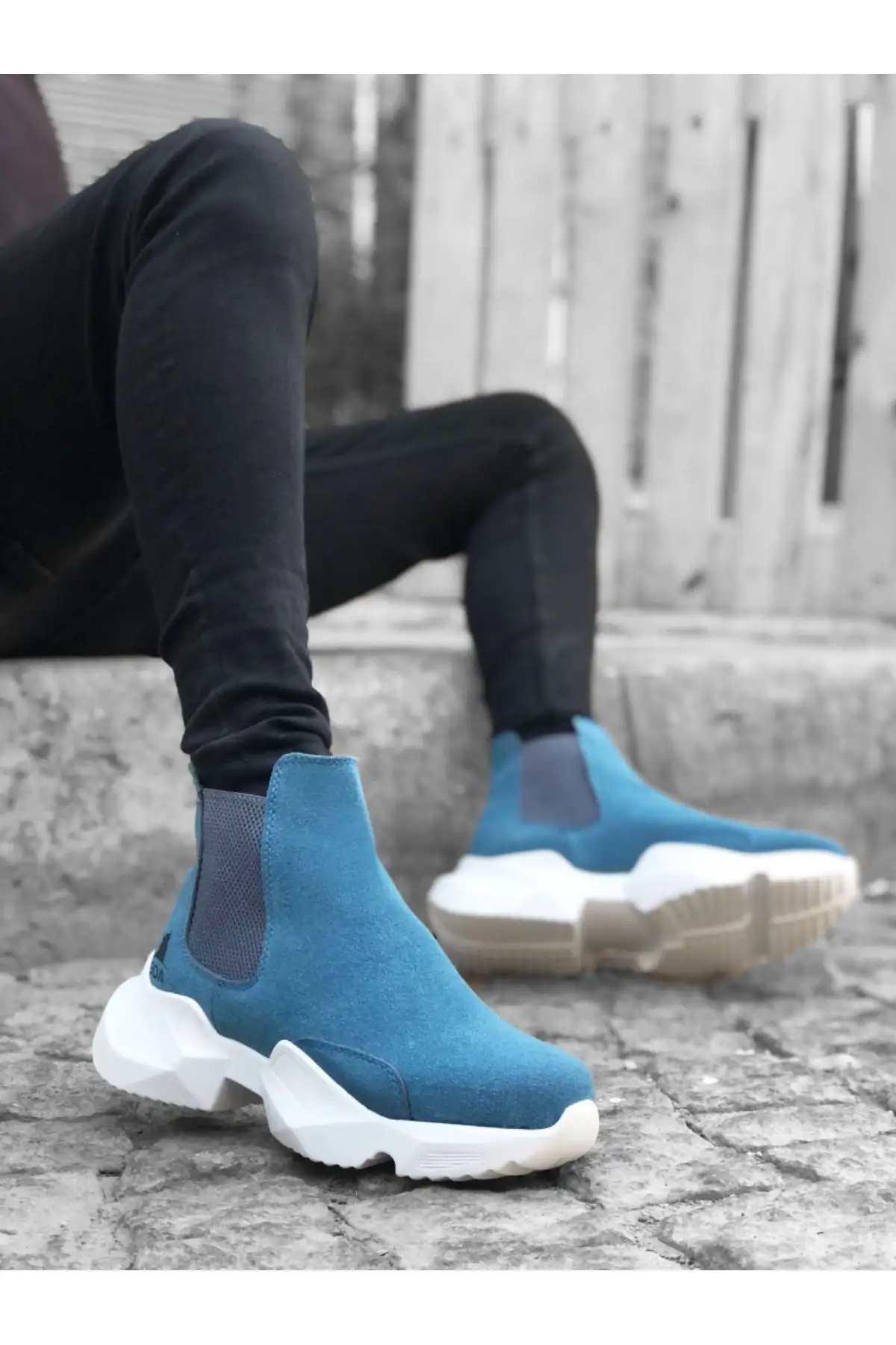 بوت مردانه BA0444  نیمهمچ  اسپرت راحت با کف بالا بدون بند به رنگ آبی - 6164 بوت مردانه BA0444 نیمهمچ اسپرت راحت با کف بالا بدون بند به رنگ آبی - 6164