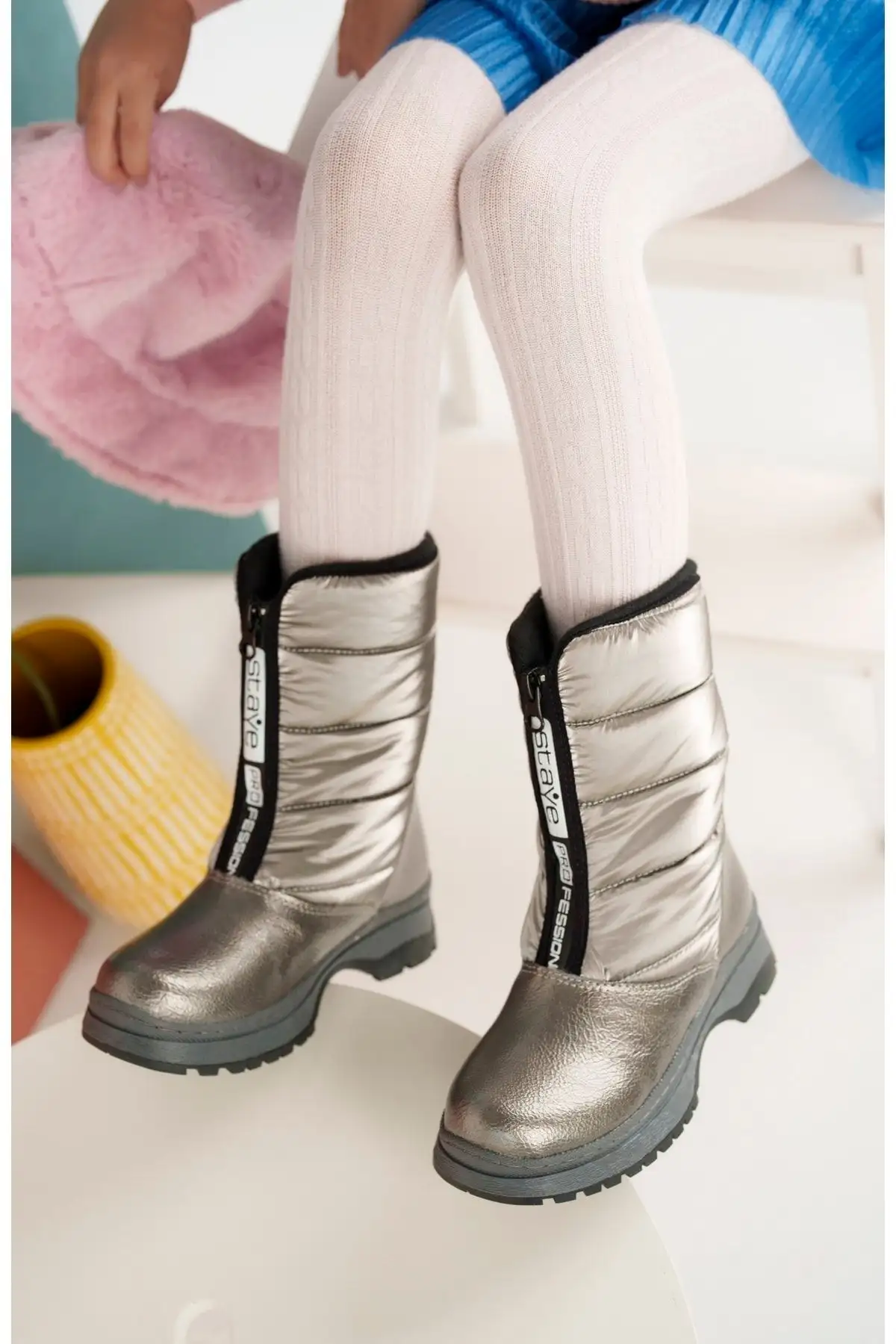 بوت بچگانه چکمه برف دخترانه پلاتینیومی ضد آب، با زیره غیر لغزش، سبک - 5580 بوت بچگانه چکمه برف دخترانه پلاتینیومی ضد آب، با زیره غیر لغزش، سبک - 5580