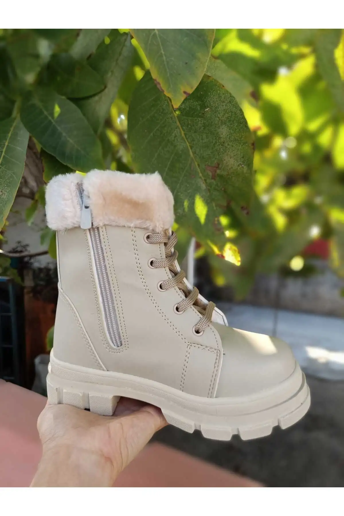 بوت بچگانه کفش  سبک کودک با جزئیات پوست طبیعی، زیره ضد لغزش و بند و زیپ - 5577 بوت بچگانه کفش سبک کودک با جزئیات پوست طبیعی، زیره ضد لغزش و بند و زیپ - 5577