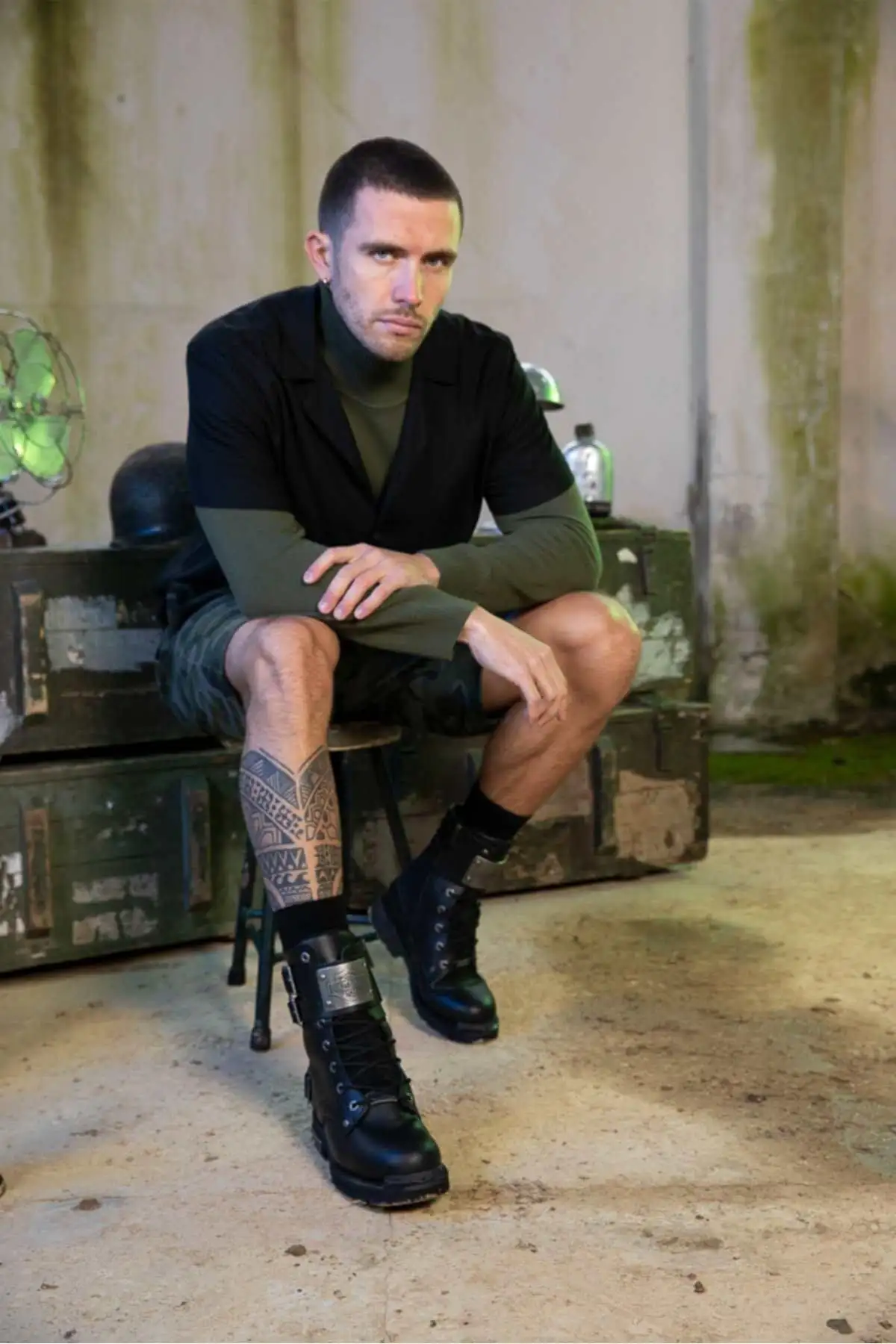 بوت مردانه چکمه چرم  سیاه ریکتسون - 5608 بوت مردانه چکمه چرم سیاه ریکتسون - 5608