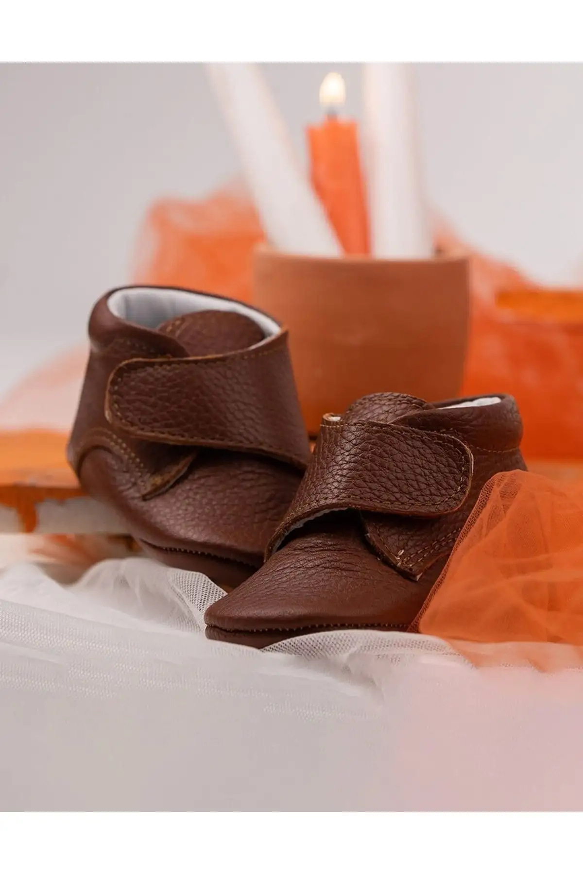 کفش نوزاد پسر Bot بچگانه چرمی با قفل لژیو و رنگ قهوهای - 7146 کفش نوزاد پسر Bot بچگانه چرمی با قفل لژیو و رنگ قهوهای - 7146