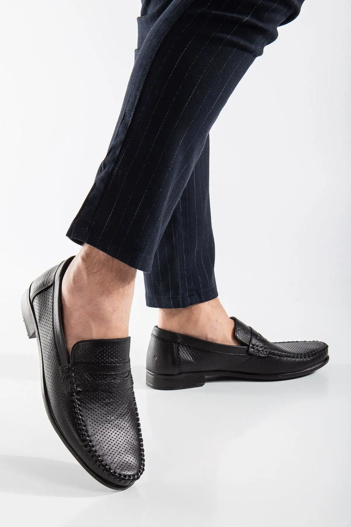 کفش رسمی مردانه روزمره راحت مشکی با جلد طبیعی - 6021 کفش رسمی مردانه روزمره راحت مشکی با جلد طبیعی - 6021