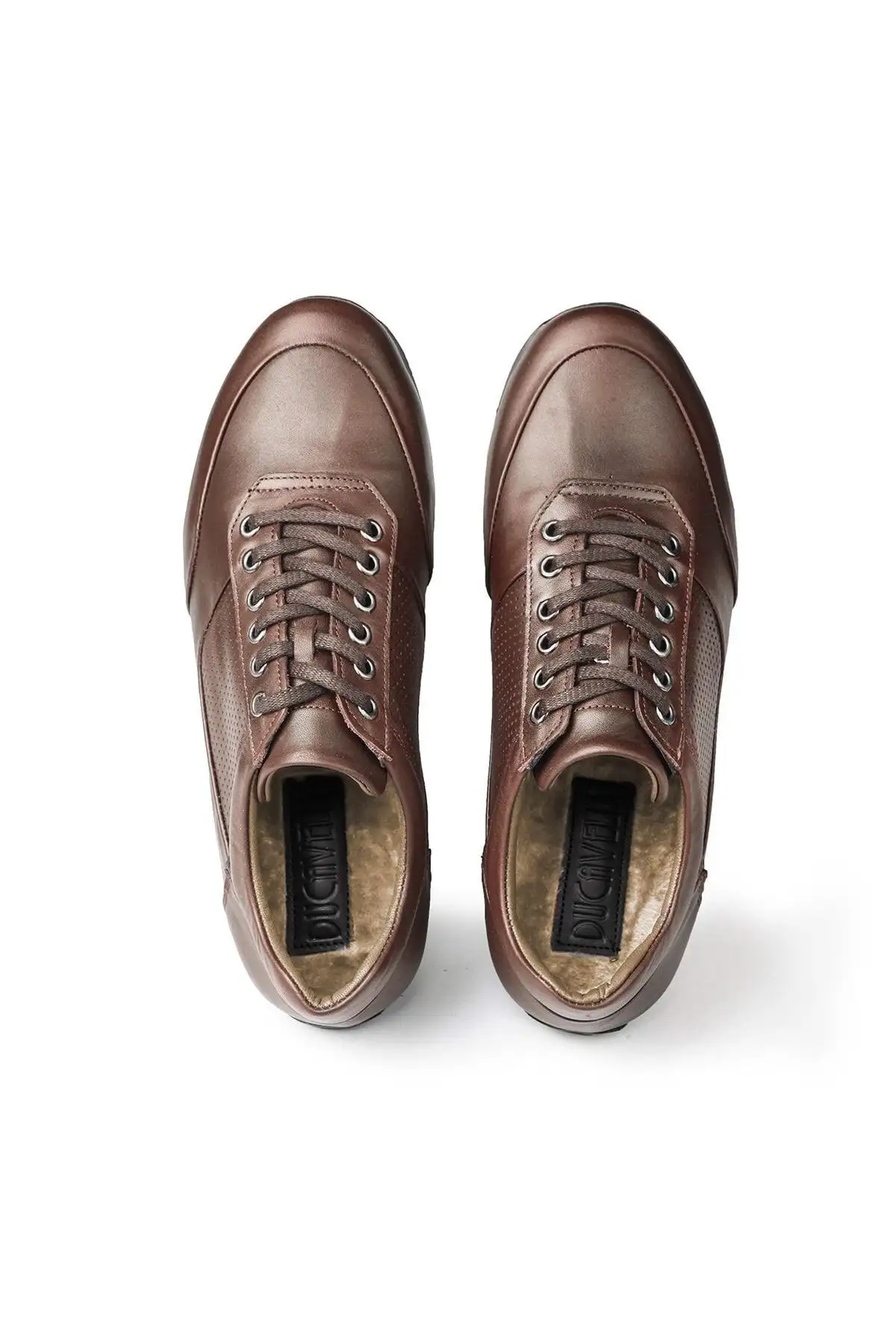 کفش سایز بزرگ مردانه  روزمره  نقطه شیر از چرم طبیعی با پشم خزدار رنگ قهوهای - 6716 کفش سایز بزرگ مردانه روزمره نقطه شیر از چرم طبیعی با پشم خزدار رنگ قهوهای - 6716