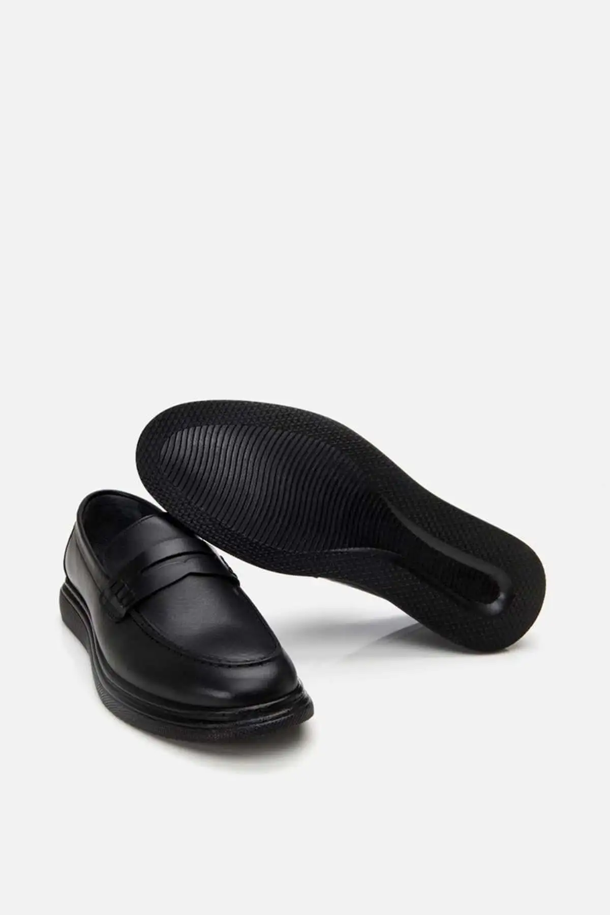 کفش روزمره مردانه کیفیت عالی چرم مشکی  لوفر - 6067 کفش روزمره مردانه کیفیت عالی چرم مشکی لوفر - 6067