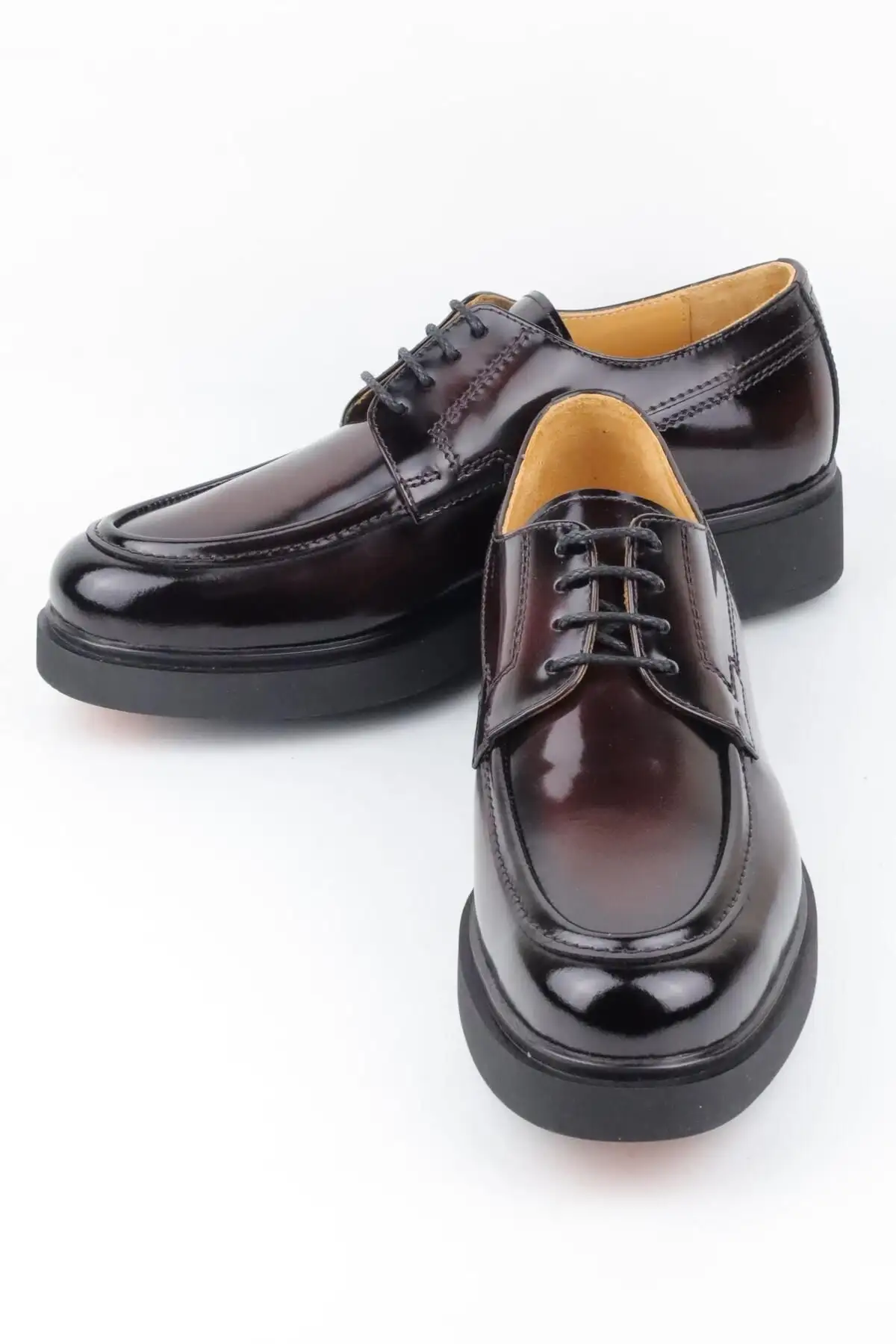 کفش رسمی مردانه مدل ۱۰۰  روزمره  از جنس چرم طبیعی - 6368 کفش رسمی مردانه مدل ۱۰۰ روزمره از جنس چرم طبیعی - 6368