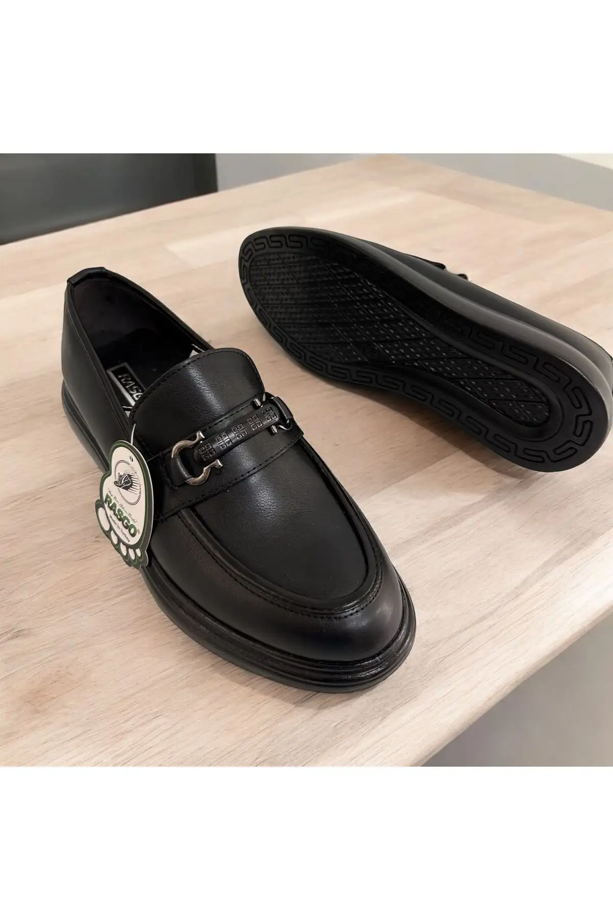 کفش روزمره مردانه لمه چرم سیاه - با قفل فلزی، راحت و شیک، طراحی کلاسیک - 5952