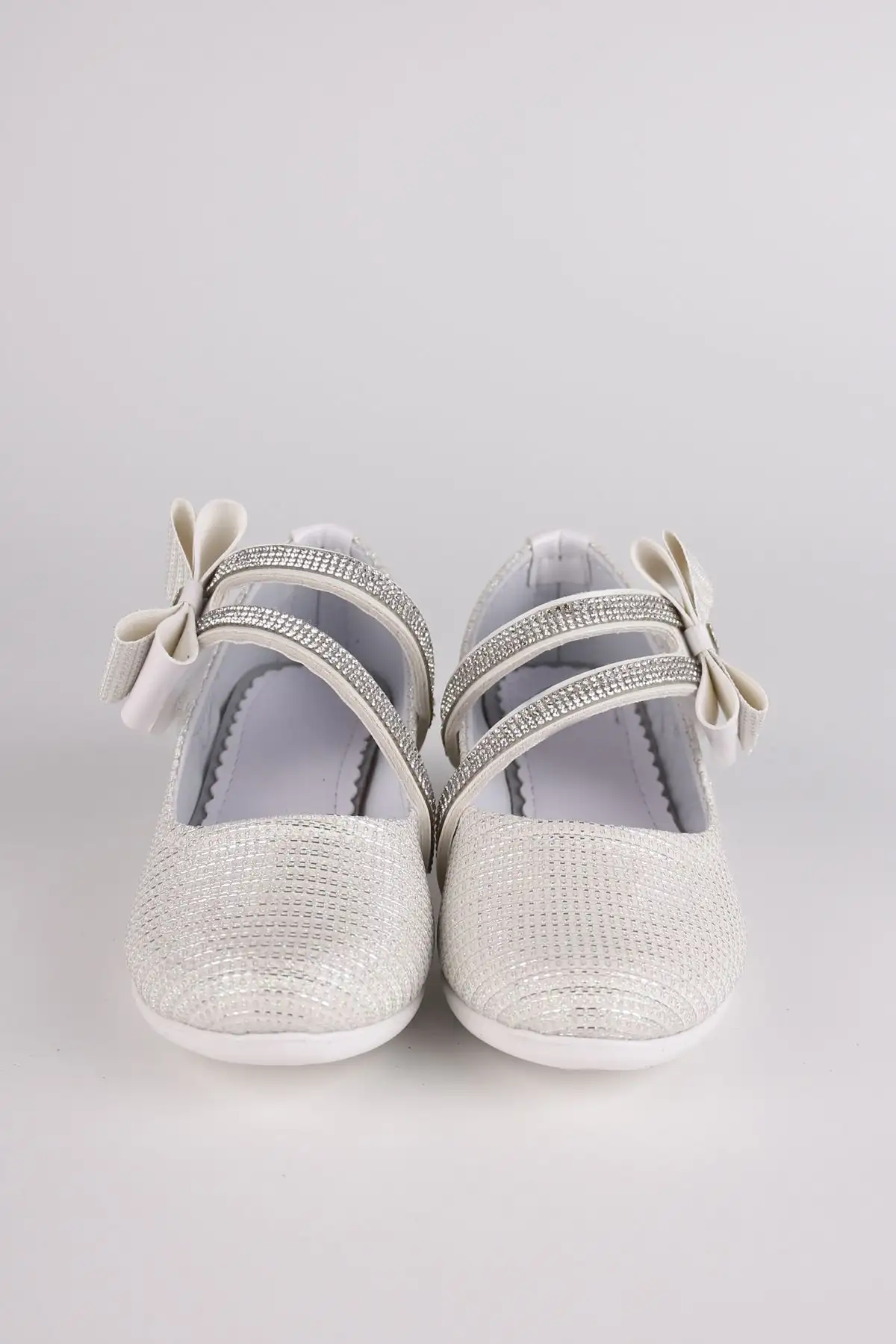 کفش دخترانه   مدل باله با پاپیون و سنگهای زینتی - سفید براق - 5835 کفش دخترانه مدل باله با پاپیون و سنگهای زینتی - سفید براق - 5835