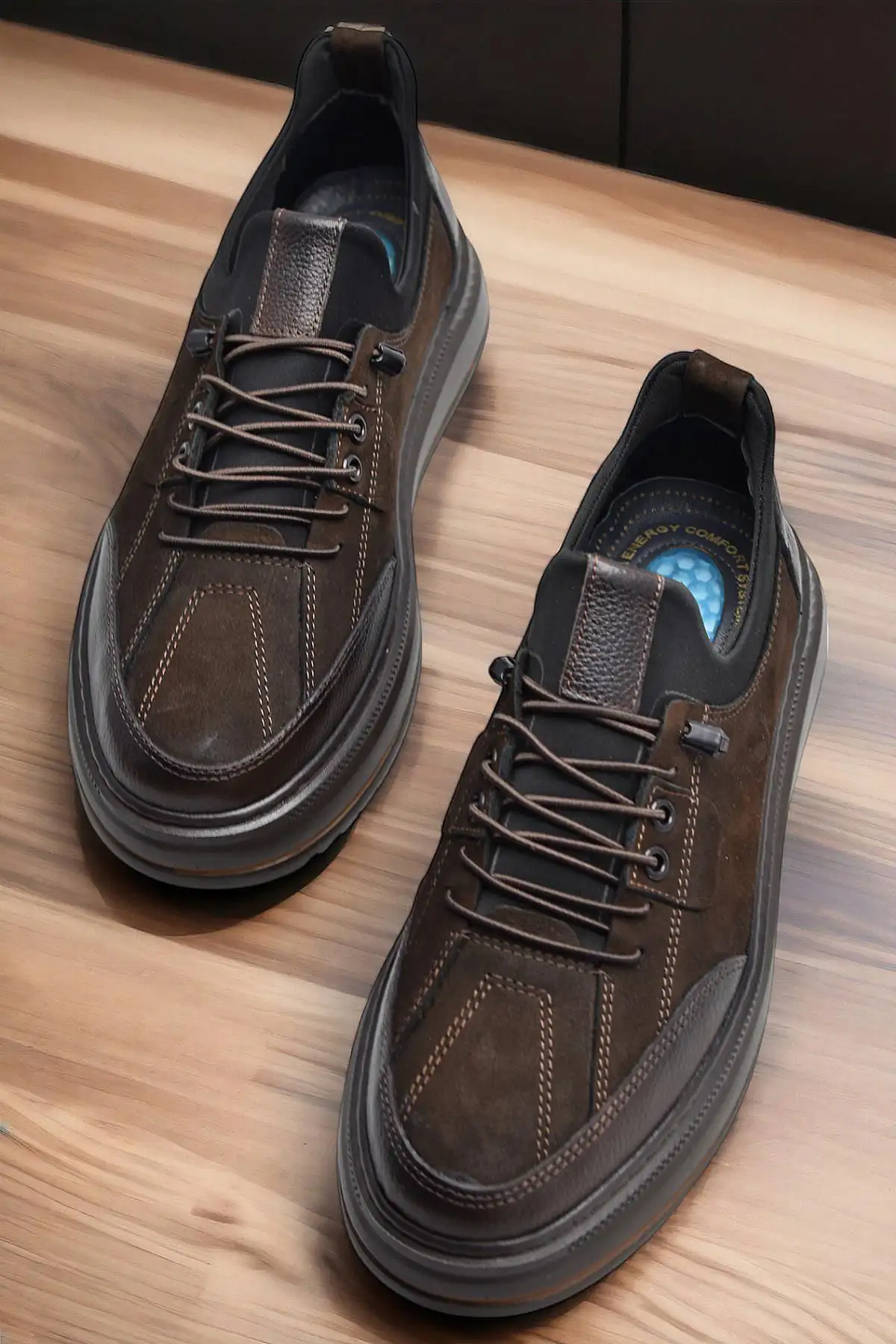 کفش روزمره مردانه تاب ۵۵۰:    با زیره ارتوپدی ژلهای از چرم طبیعی. - 6485 کفش روزمره مردانه تاب ۵۵۰: با زیره ارتوپدی ژلهای از چرم طبیعی. - 6485