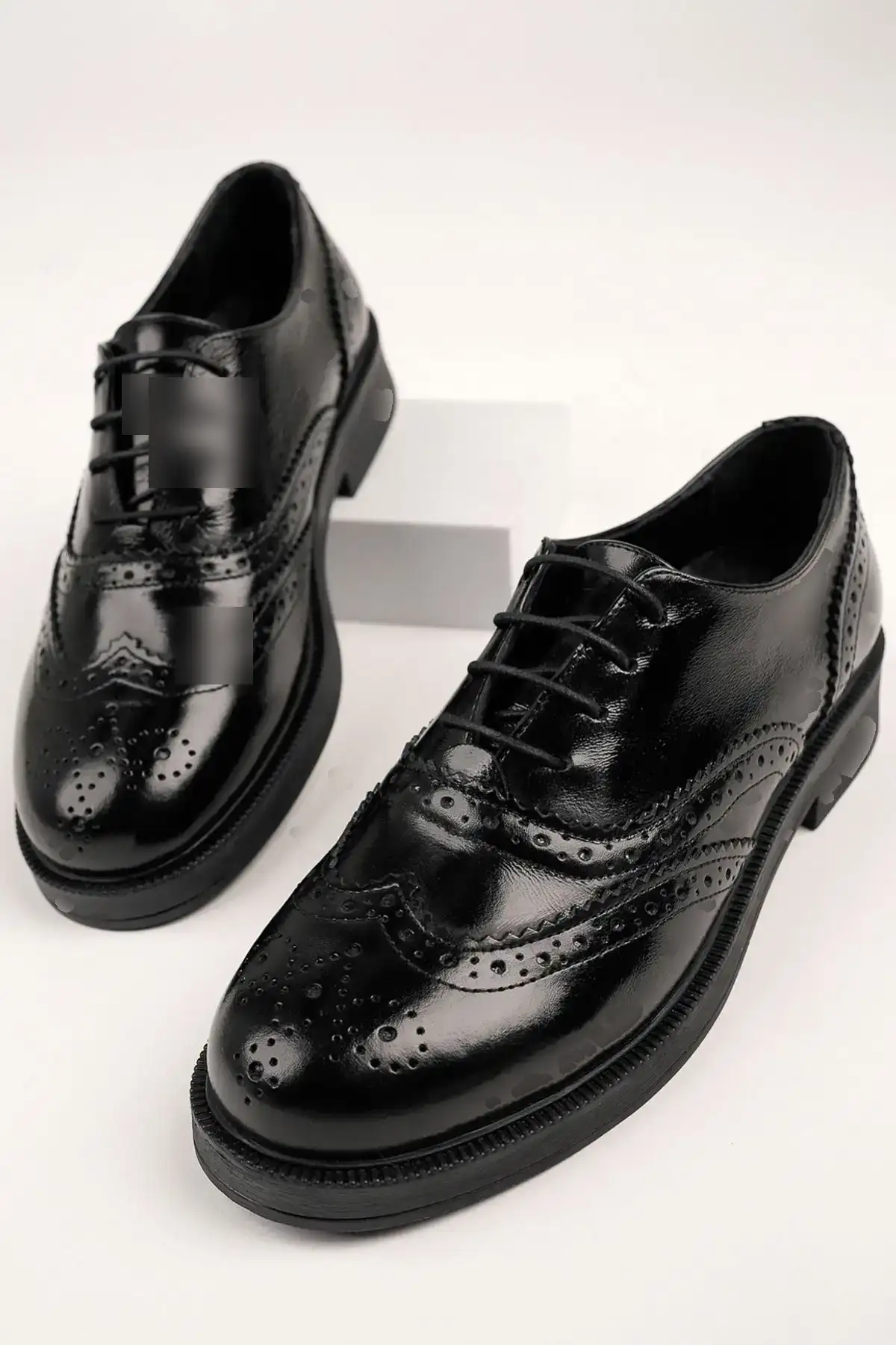 کفش اداری زنانه  آکسفورد  با رویه چرم طبیعی مشکی براق،  آکسفورد  مشکی چرم نرم و چروکیده - 5712 کفش اداری زنانه آکسفورد با رویه چرم طبیعی مشکی براق، آکسفورد مشکی چرم نرم و چروکیده - 5712