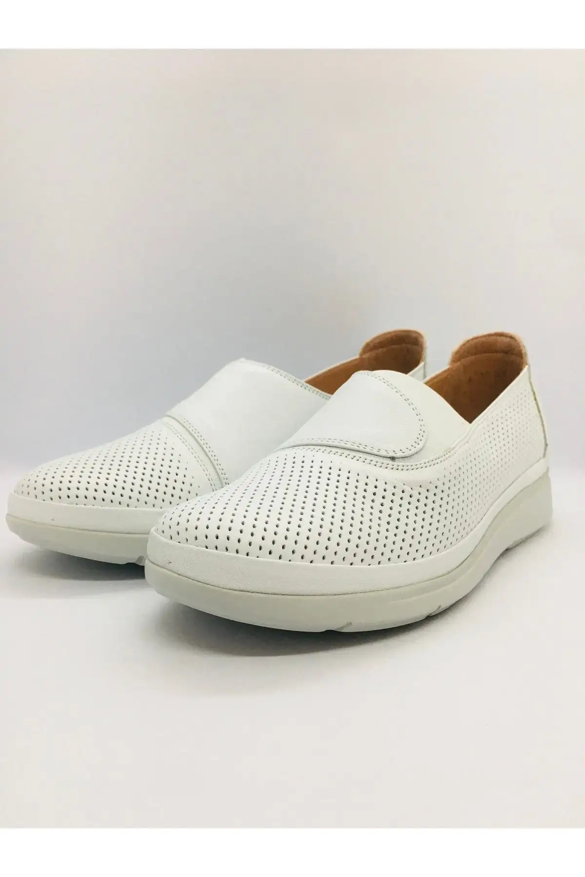 کفش طبی  زنانه چرمی 03-4505 سفید - 6733 کفش طبی زنانه چرمی 03-4505 سفید - 6733