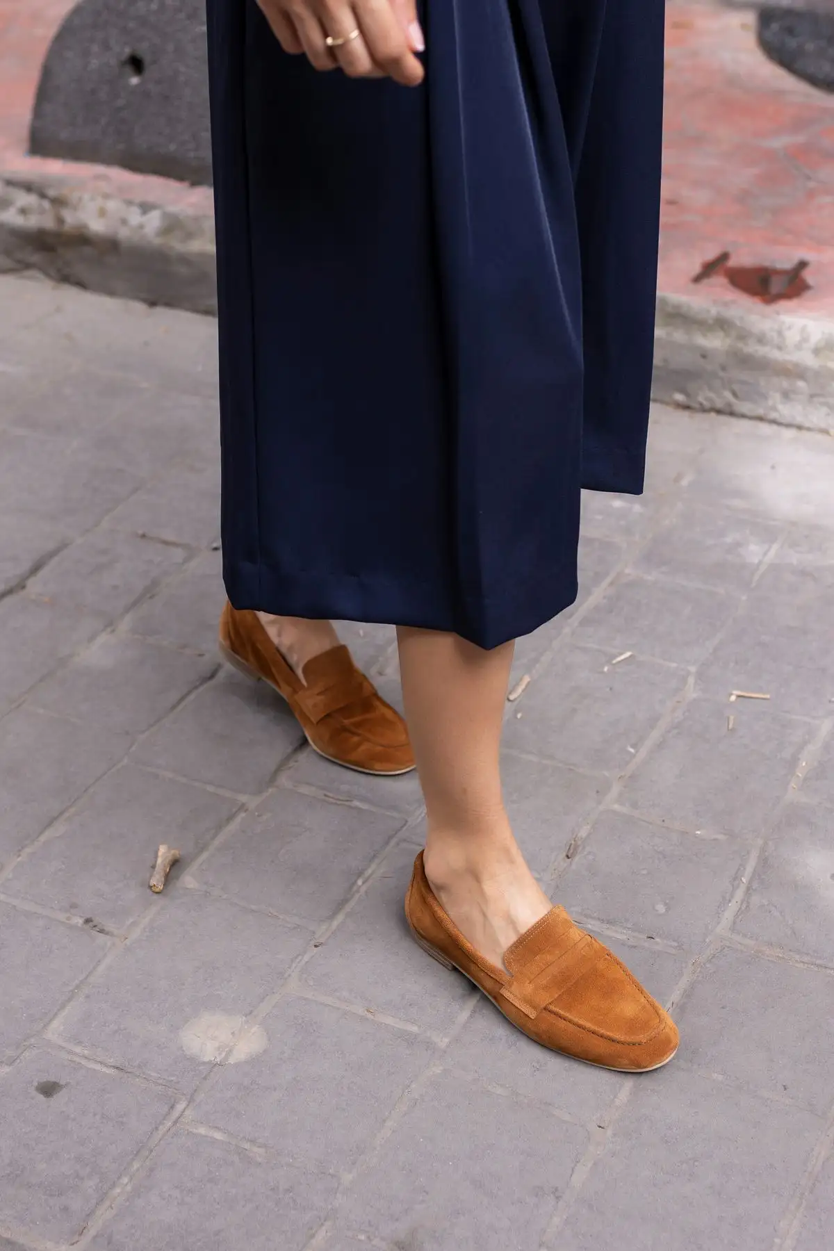 کفش اداری زنانه  لوفر  نازک از جنس چرم جیر رنگ قهوهای اوتان - 6778 کفش اداری زنانه لوفر نازک از جنس چرم جیر رنگ قهوهای اوتان - 6778