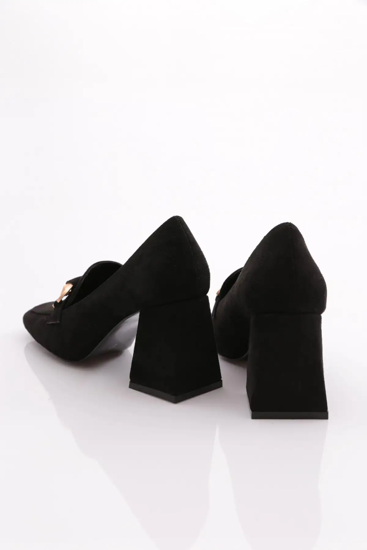 کفش پاشنه بلند زنانه    مشکی جیر با بند 15122859 - 6821 کفش پاشنه بلند زنانه مشکی جیر با بند 15122859 - 6821