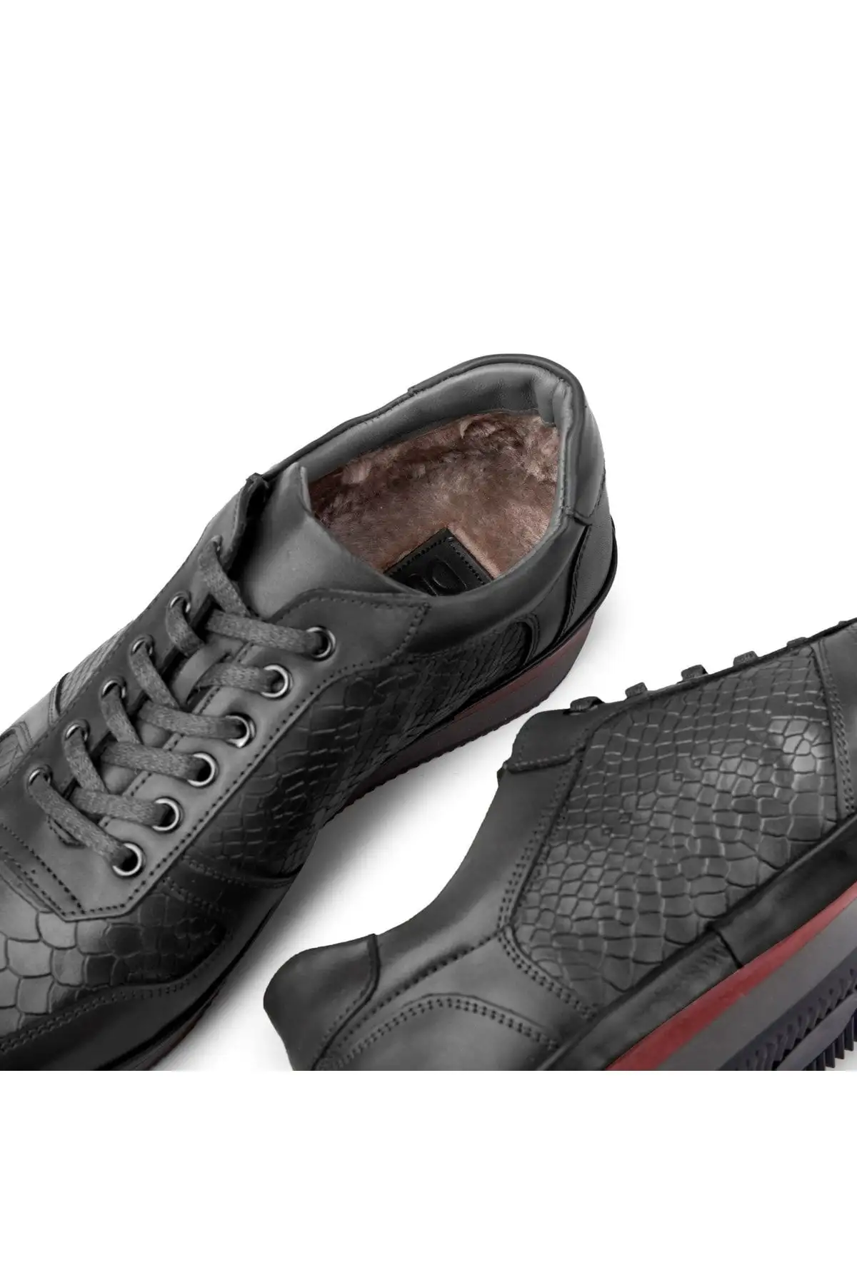 کفش سایز بزرگ مردانه 1.  روزمره  از چرم طبیعی مستر
2.  داخل پشمی
3.  زمستانی پشمی - 5673 کفش سایز بزرگ مردانه 1. روزمره از چرم طبیعی مستر 2. داخل پشمی 3. زمستانی پشمی - 5673