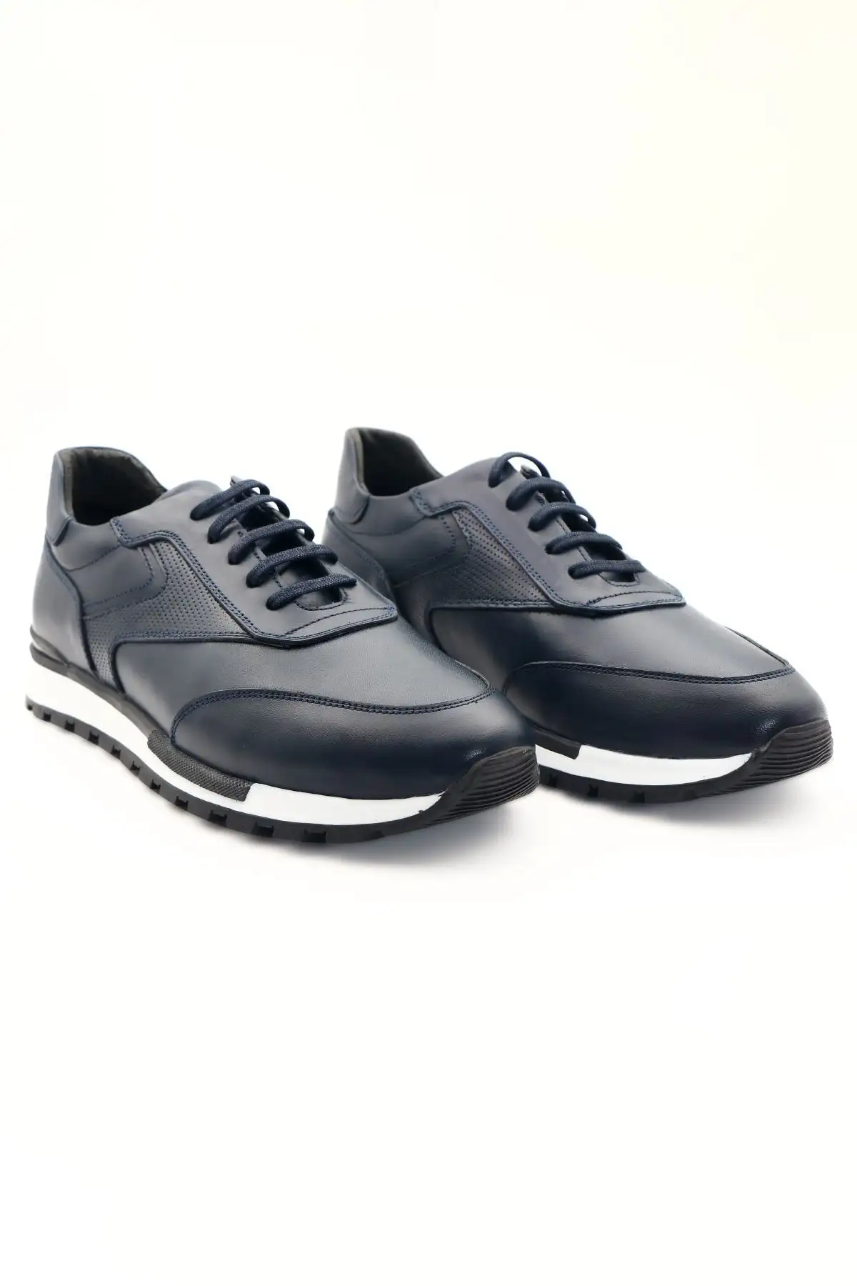 کفش روزمره مردانه  کژوال  از چرم طبیعی - 7041 کفش روزمره مردانه کژوال از چرم طبیعی - 7041