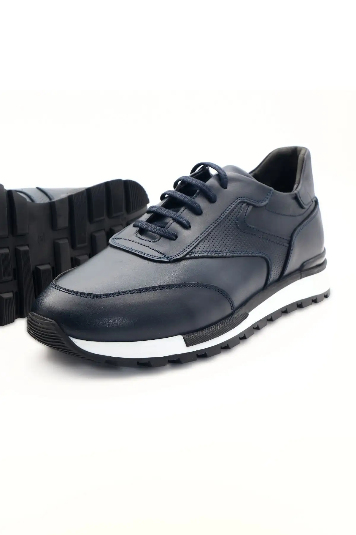 کفش روزمره مردانه  کژوال  از چرم طبیعی - 7041 کفش روزمره مردانه کژوال از چرم طبیعی - 7041