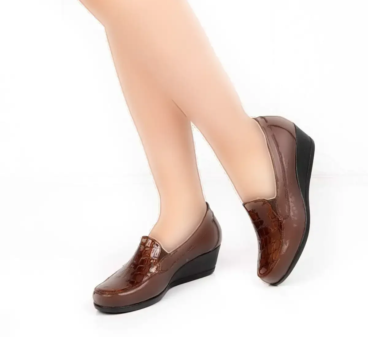 کفش اداری زنانه  اورتوپدیک با کفی چرم طبیعی مدل Vdt.2606 - قهوهای کروکودیل - سایز ۴۱ - 6240 کفش اداری زنانه اورتوپدیک با کفی چرم طبیعی مدل Vdt.2606 - قهوهای کروکودیل - سایز ۴۱ - 6240