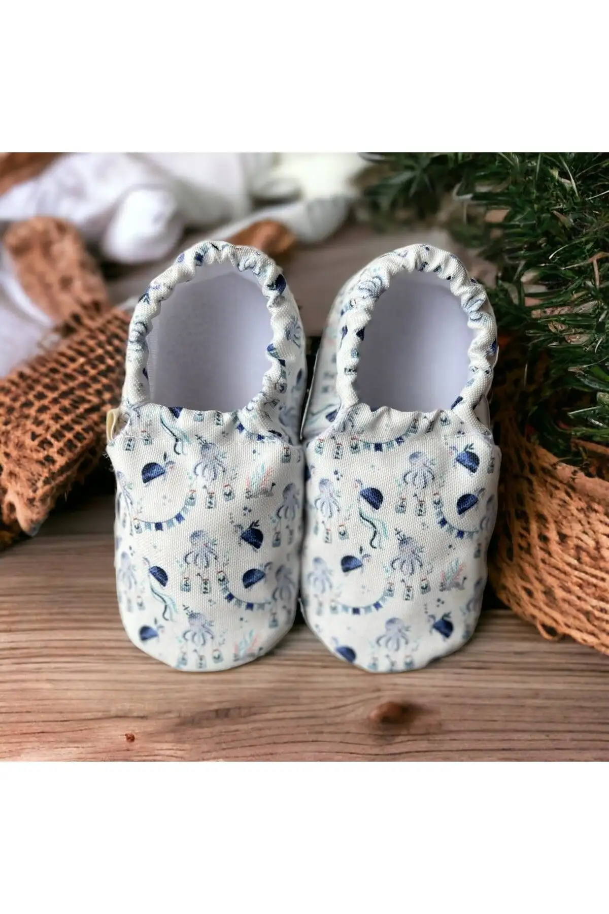 کفش نوزاد پسر 1. تابه نلغز
2. پاپوش کریش خانگی از پنبه ارگانیک
3. پاپوش با طرح ماجراجویی دریایی آبی - 5464 کفش نوزاد پسر 1. تابه نلغز 2. پاپوش کریش خانگی از پنبه ارگانیک 3. پاپوش با طرح ماجراجویی دریایی آبی - 5464