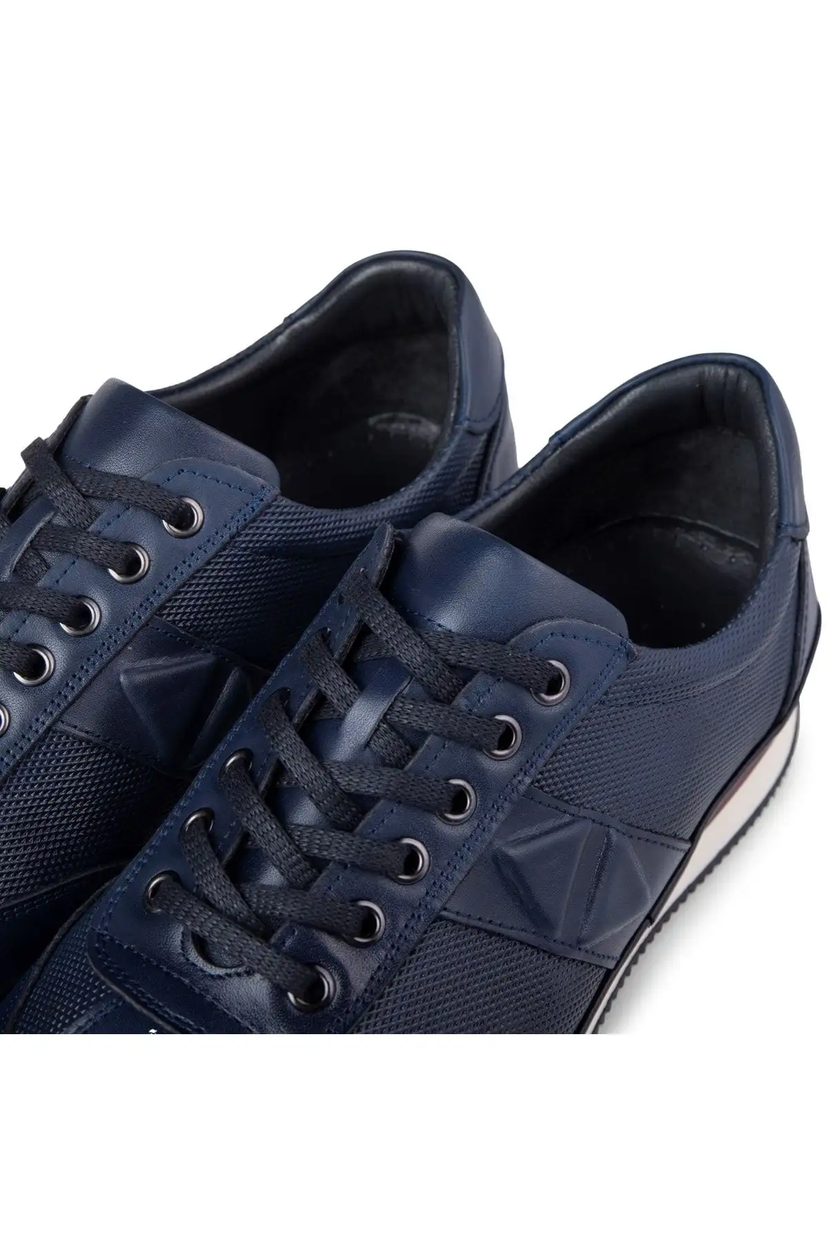 کفش سایز بزرگ مردانه استریپ  روزمره  از چرم طبیعی،  کژوال،  100% چرم،  چهار فصل - 6712 کفش سایز بزرگ مردانه استریپ روزمره از چرم طبیعی، کژوال، 100% چرم، چهار فصل - 6712