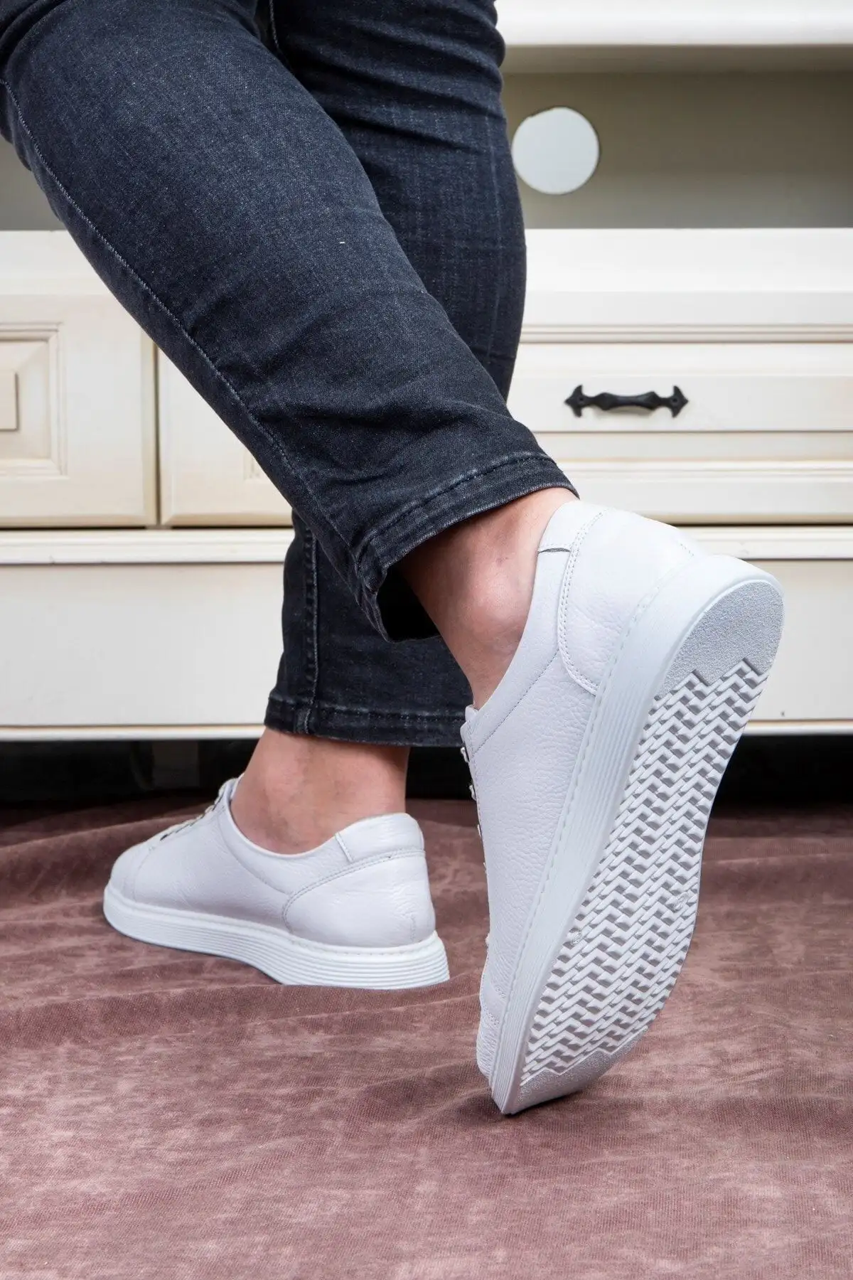 کفش سایز بزرگ مردانه بند   ورانو از چرم طبیعی،  روزمره تابستانی،  ورزشی سبک،  چرم سفید - 6718 کفش سایز بزرگ مردانه بند ورانو از چرم طبیعی، روزمره تابستانی، ورزشی سبک، چرم سفید - 6718