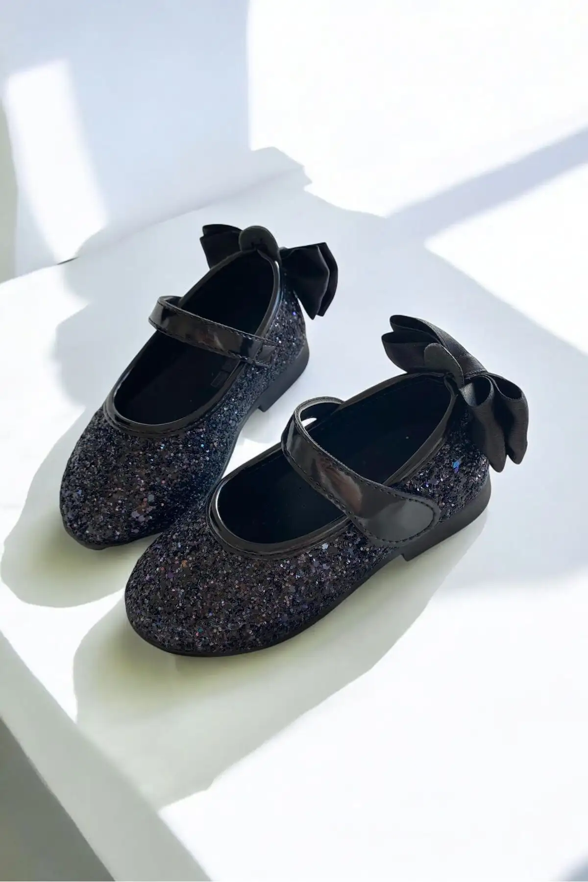 کفش دخترانه  باله  بنددار - 5849 کفش دخترانه باله بنددار - 5849